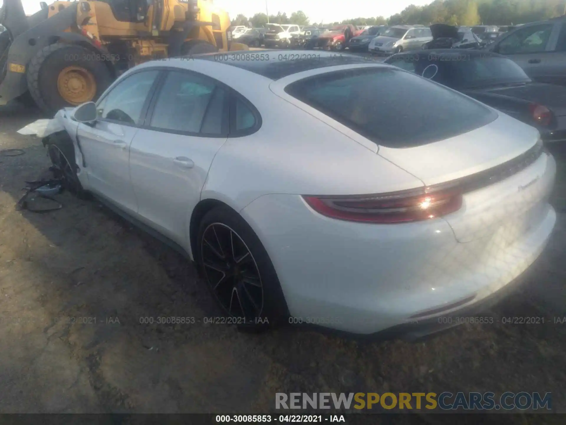 3 Фотография поврежденного автомобиля WP0AA2A71KL100604 PORSCHE PANAMERA 2019