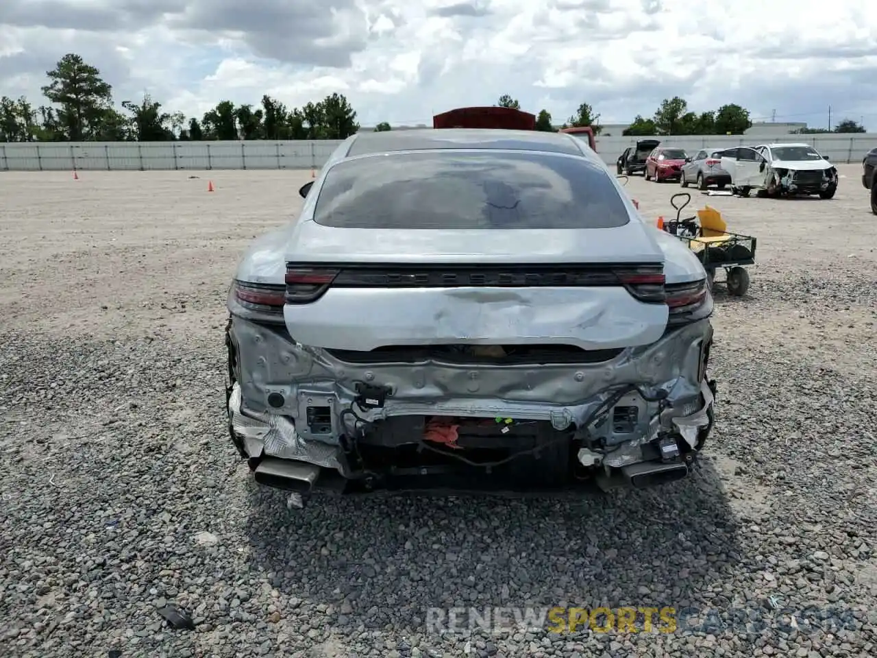 9 Photograph of a damaged car WP0AA2A72KL100885 PORSCHE PANAMERA 2019