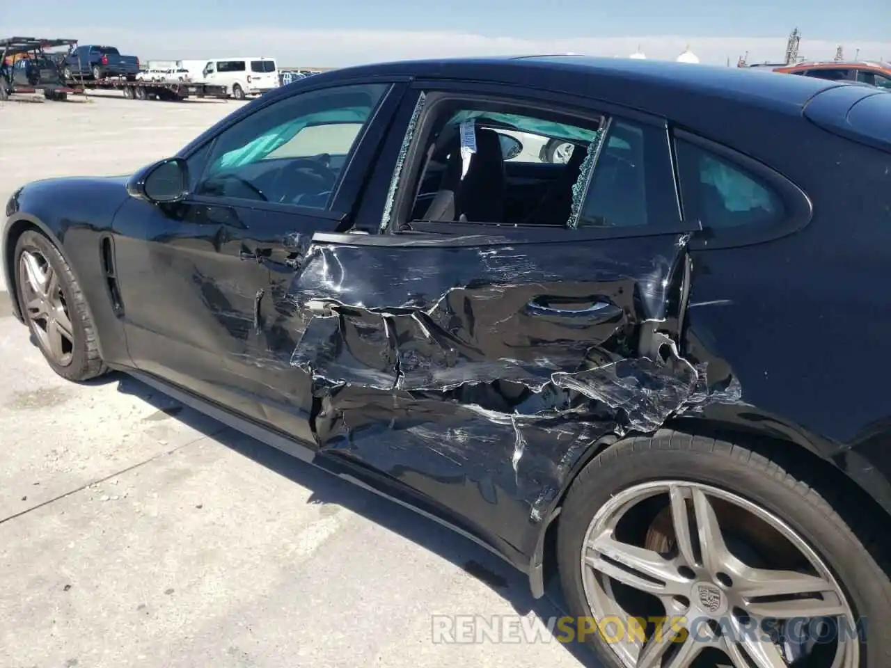 9 Photograph of a damaged car WP0AA2A75KL100153 PORSCHE PANAMERA 2019