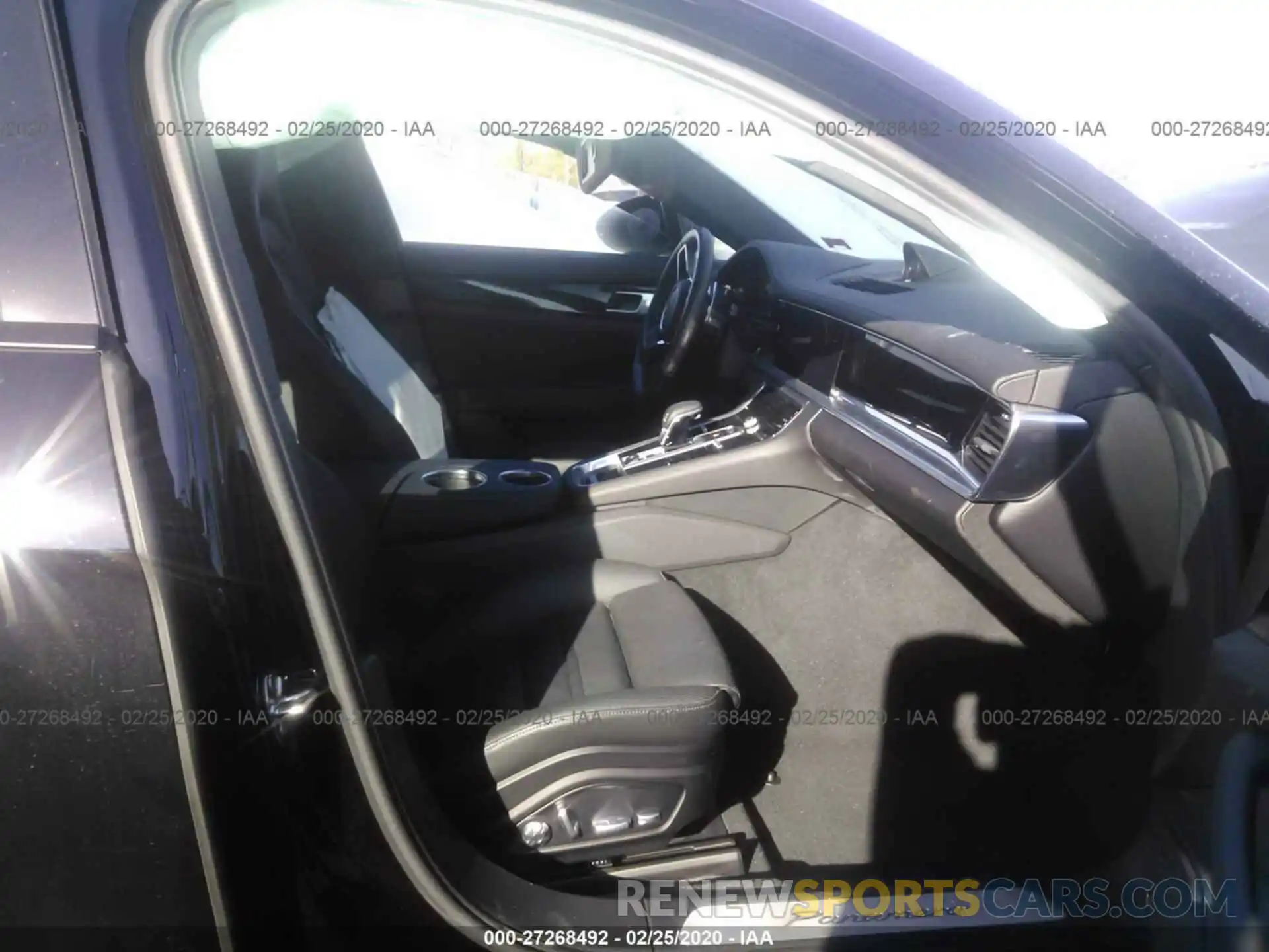 5 Photograph of a damaged car WP0AA2A77KL102342 PORSCHE PANAMERA 2019