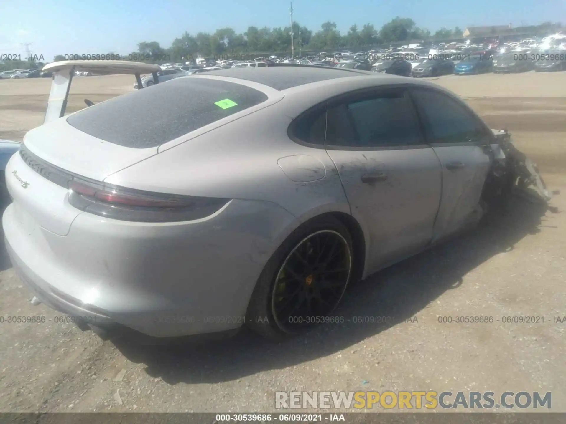 4 Photograph of a damaged car WP0AE2A74KL125095 PORSCHE PANAMERA 2019