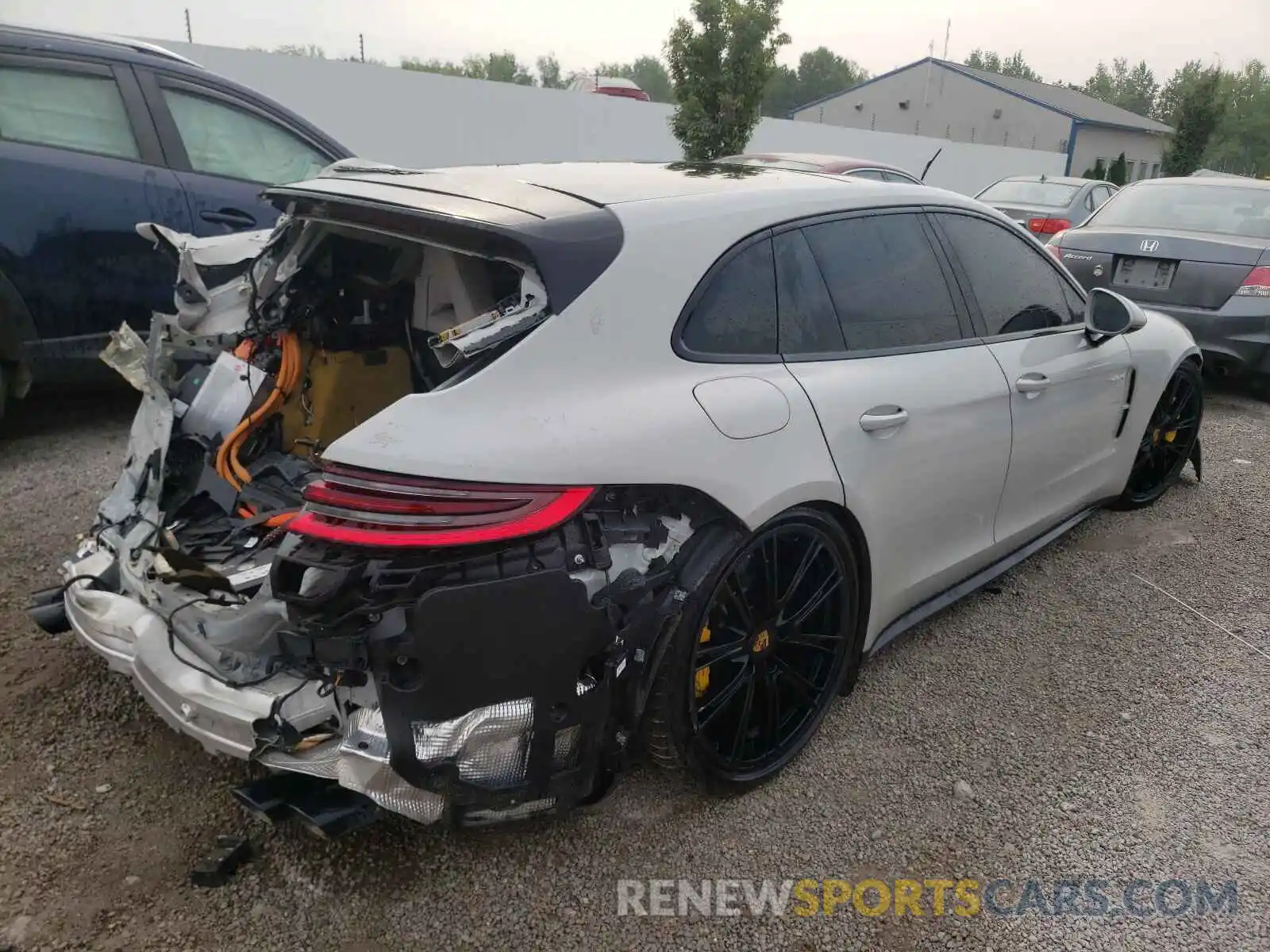 4 Photograph of a damaged car WP0CH2A72KL196070 PORSCHE PANAMERA 2019