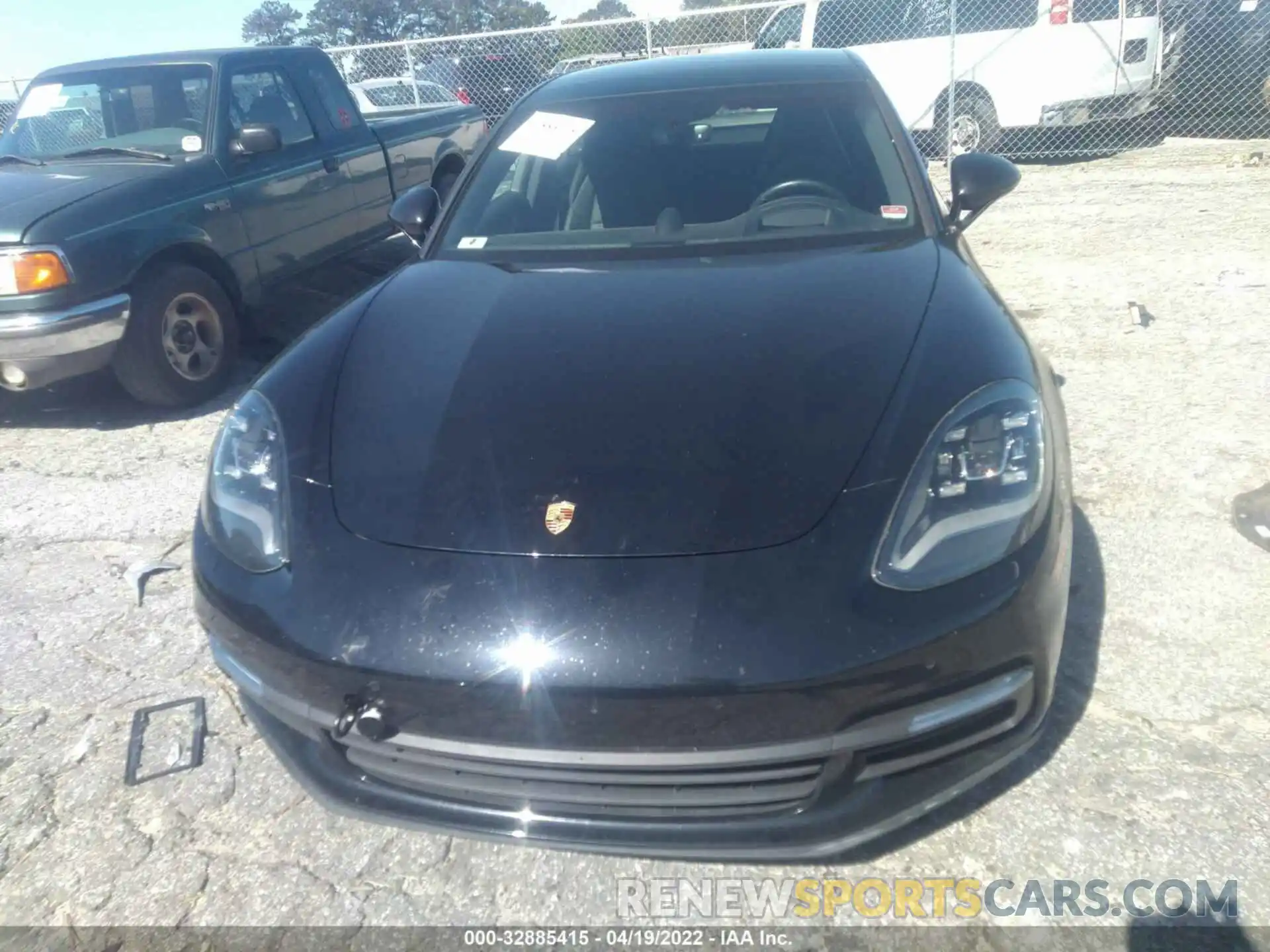 6 Photograph of a damaged car WP0AA2A74LL100260 PORSCHE PANAMERA 2020