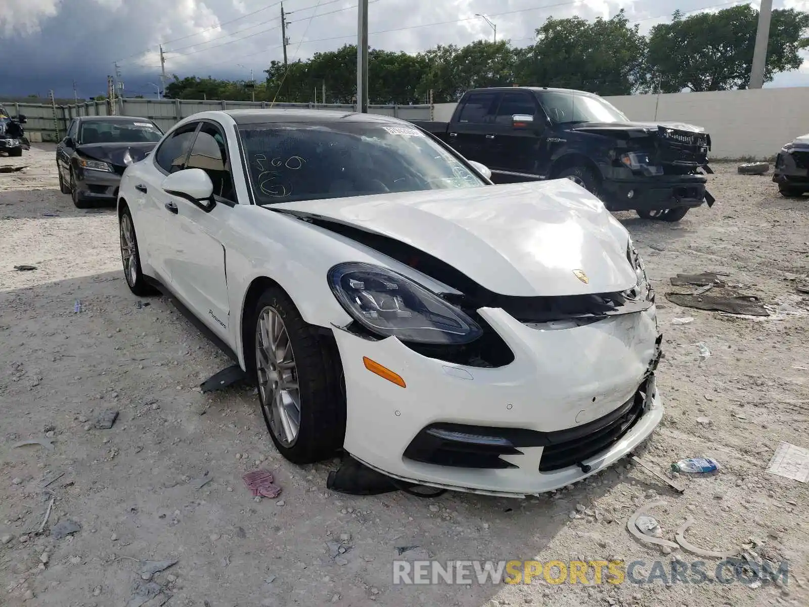 1 Photograph of a damaged car WP0AA2A77LL103623 PORSCHE PANAMERA 2020