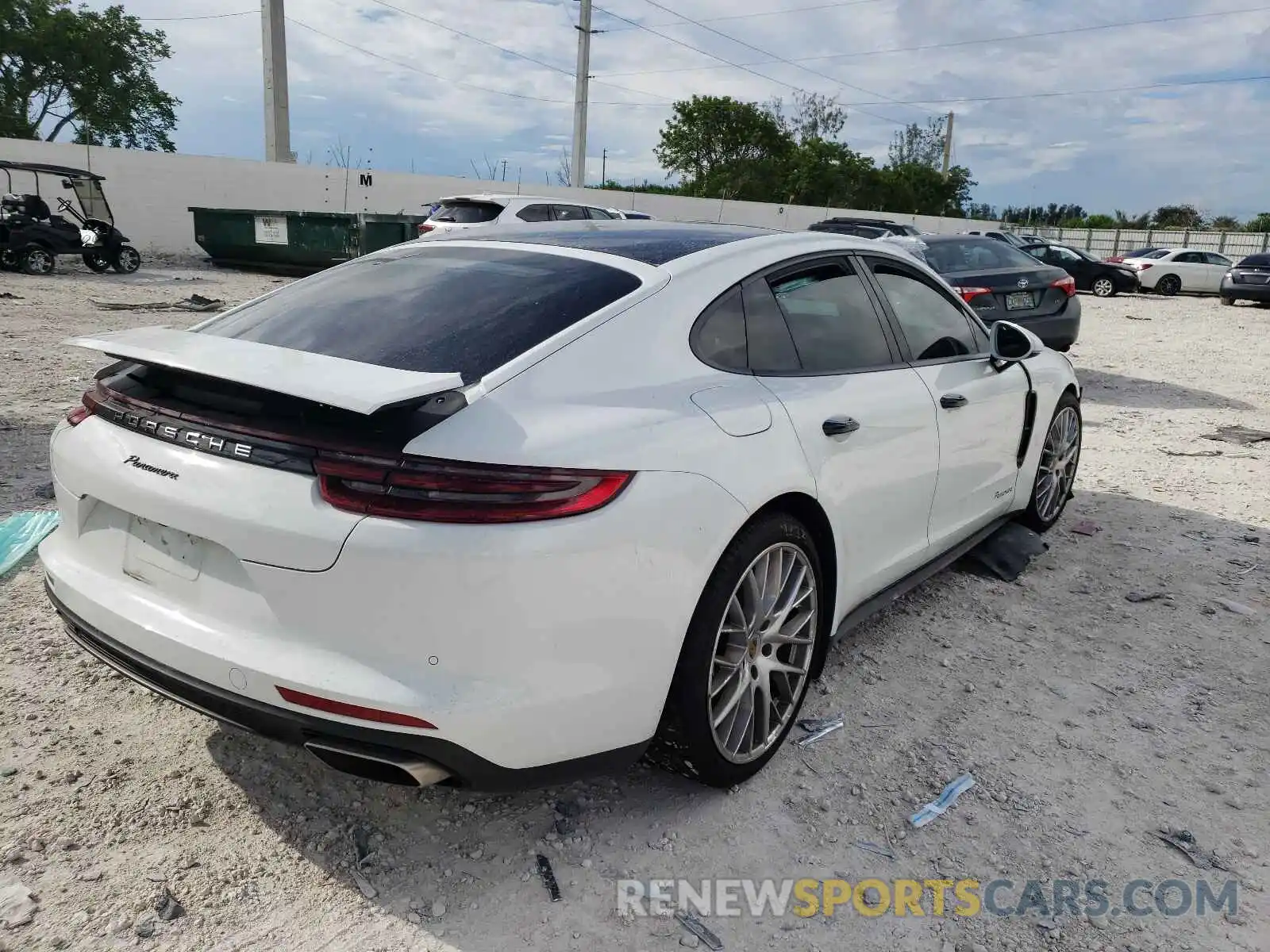 4 Photograph of a damaged car WP0AA2A77LL103623 PORSCHE PANAMERA 2020