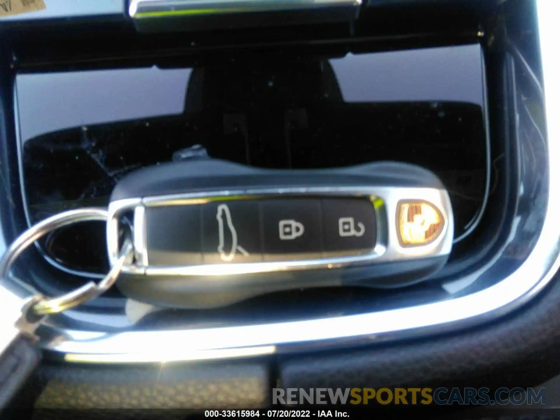 11 Photograph of a damaged car WP0AA2A79LL104059 PORSCHE PANAMERA 2020