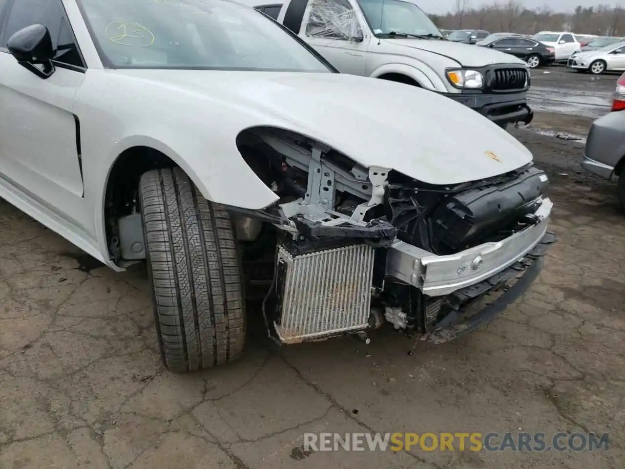 9 Photograph of a damaged car WP0AG2A73LL145656 PORSCHE PANAMERA 2020