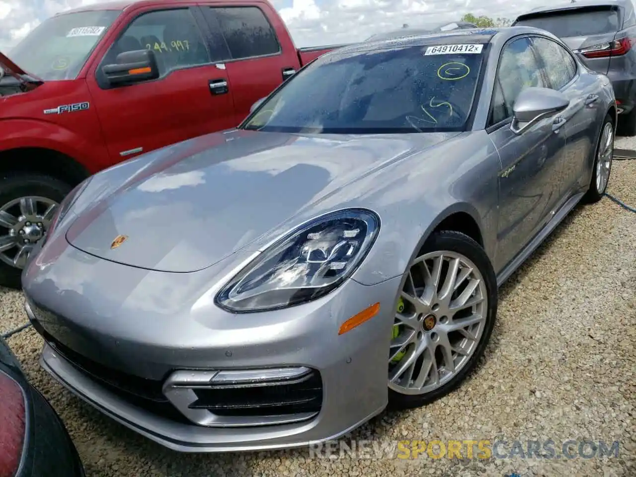 2 Photograph of a damaged car WP0AE2A73ML127052 PORSCHE PANAMERA 2021