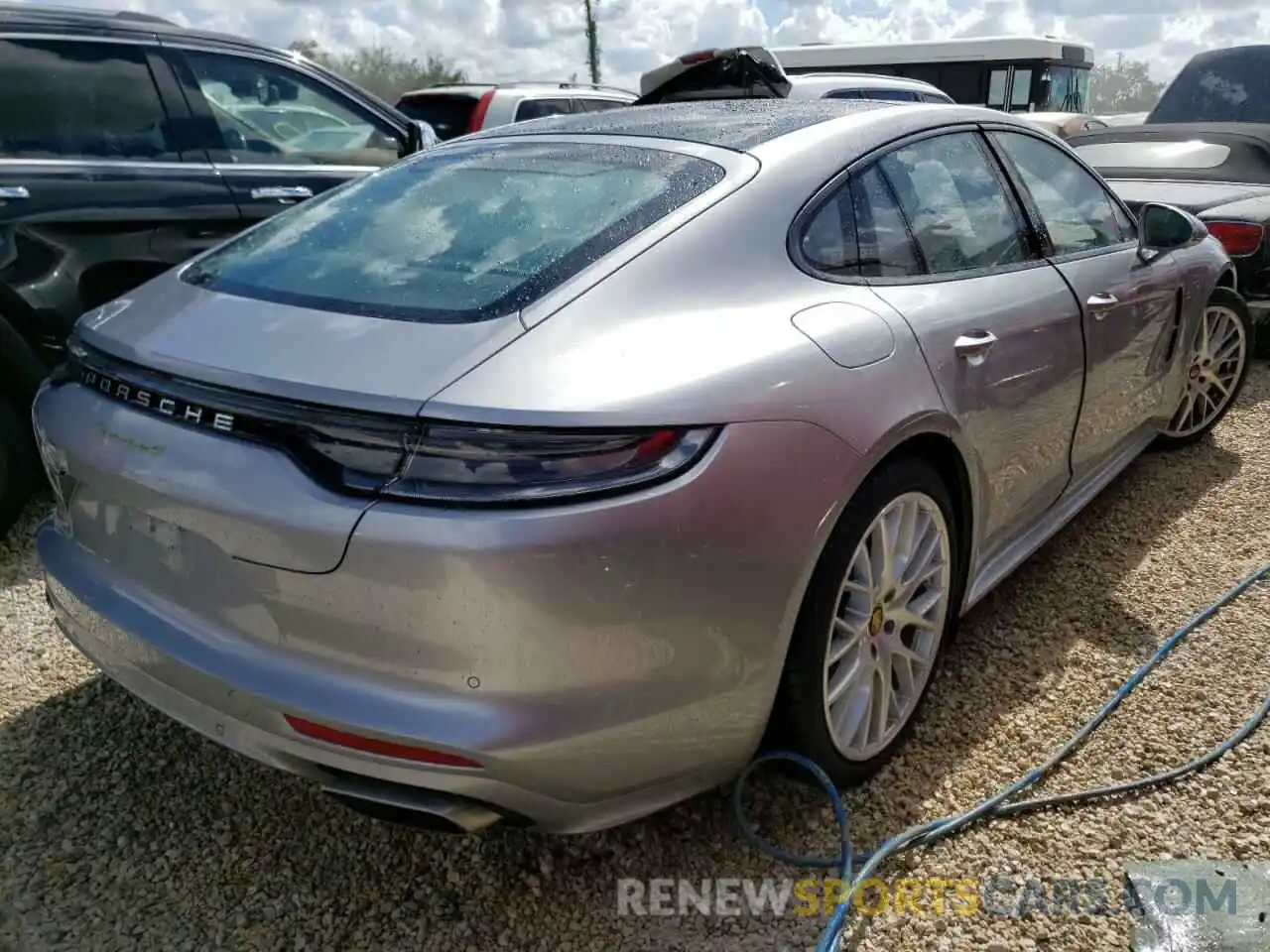 4 Photograph of a damaged car WP0AE2A73ML127052 PORSCHE PANAMERA 2021