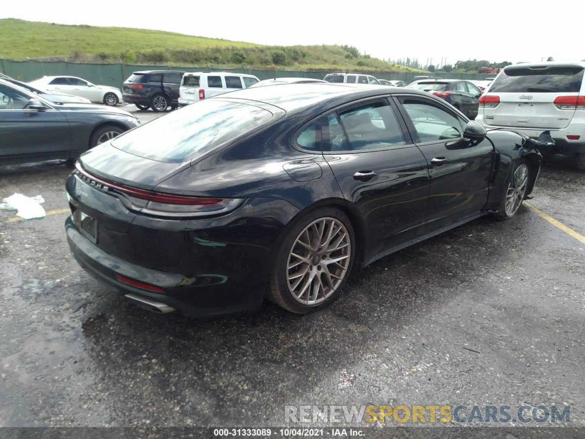 4 Photograph of a damaged car WP0AJ2A72ML116278 PORSCHE PANAMERA 2021