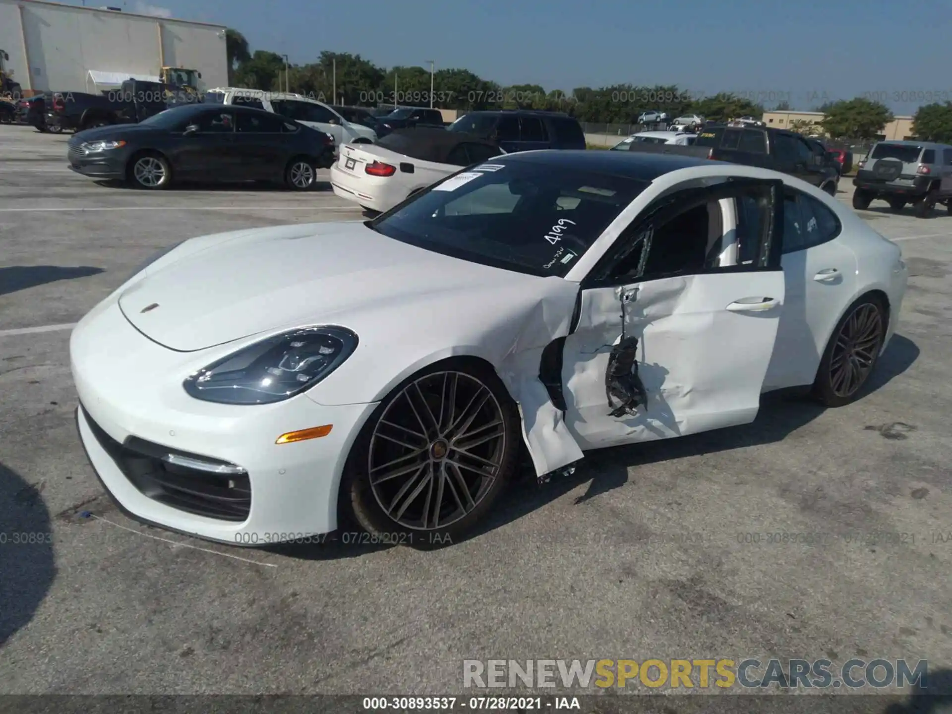 2 Photograph of a damaged car WP0AJ2A73ML115804 PORSCHE PANAMERA 2021