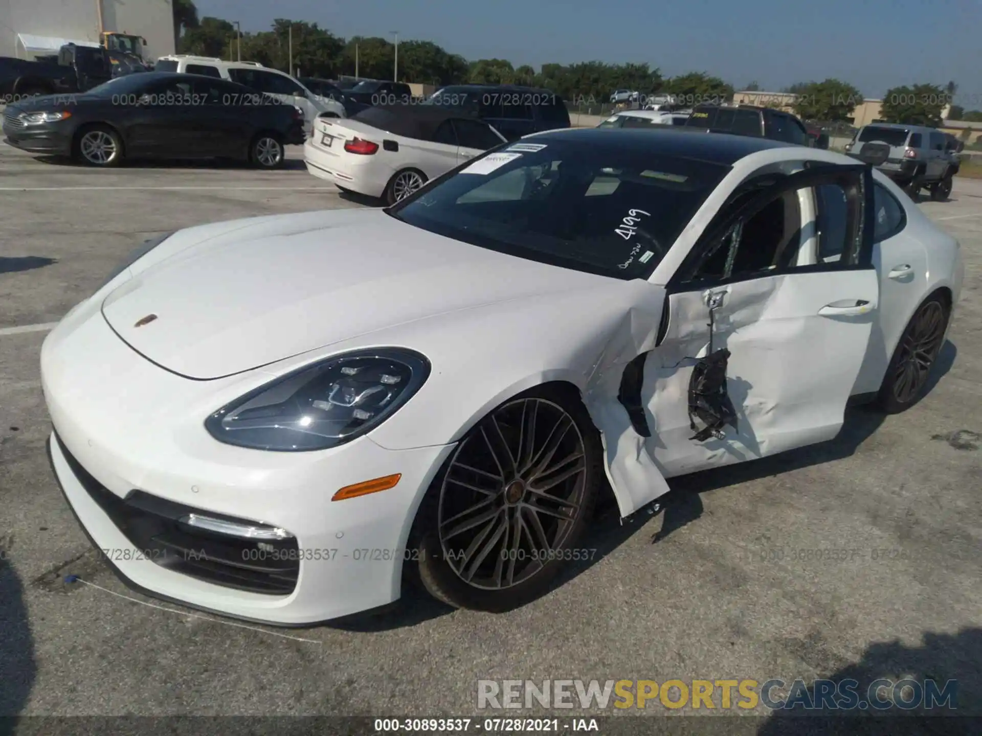 6 Photograph of a damaged car WP0AJ2A73ML115804 PORSCHE PANAMERA 2021