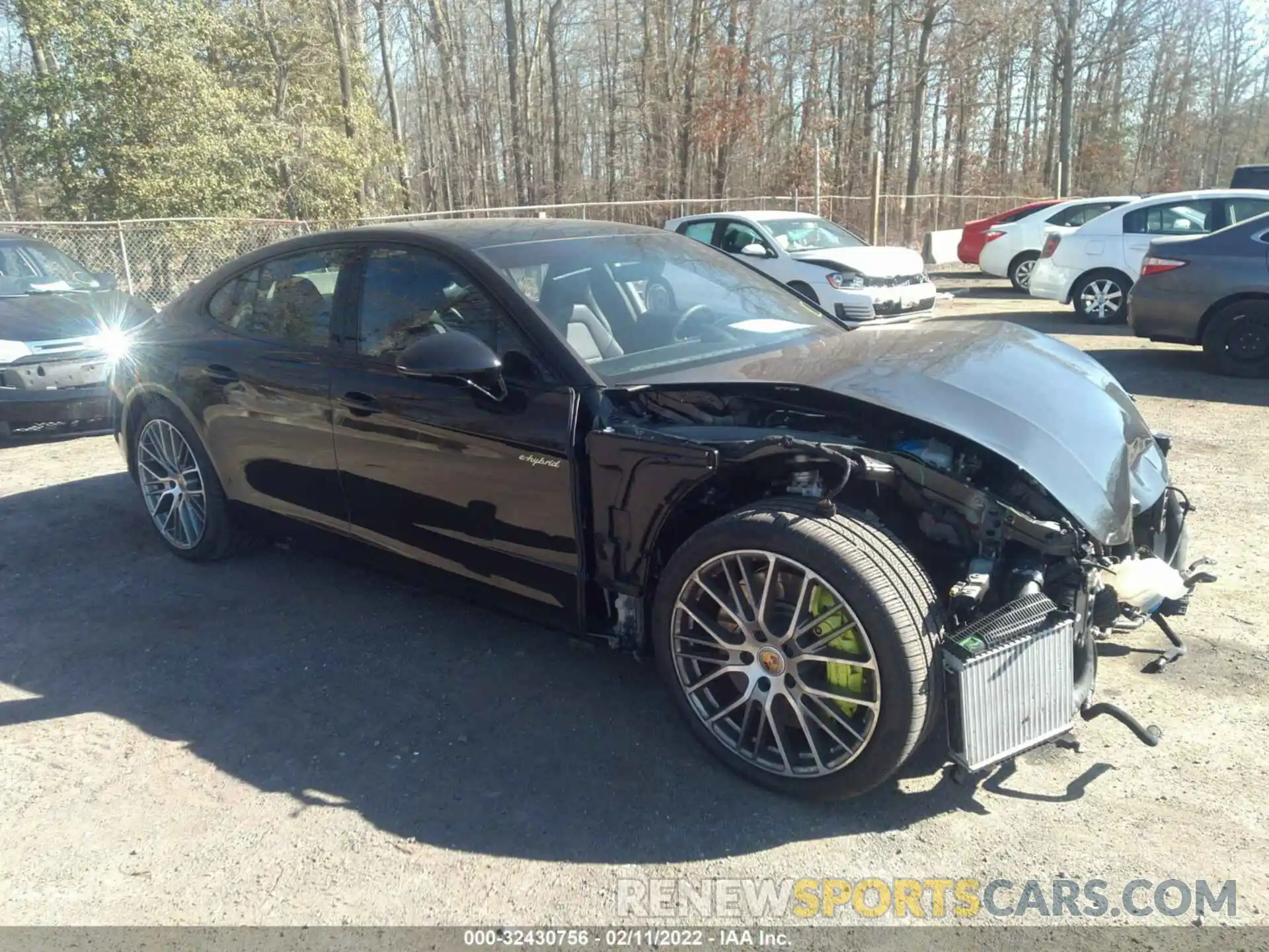 1 Photograph of a damaged car WP0AK2A77ML141674 PORSCHE PANAMERA 2021