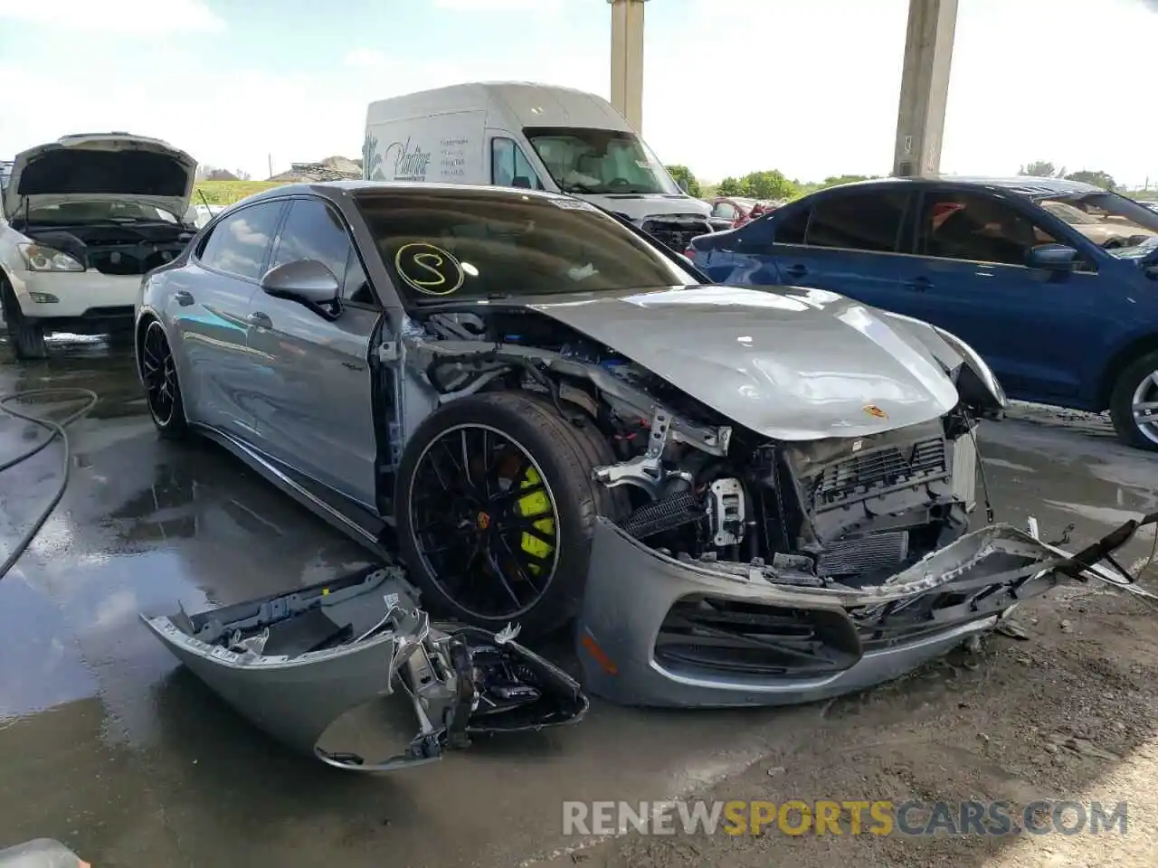 1 Photograph of a damaged car WP0BE2A79ML171397 PORSCHE PANAMERA 2021