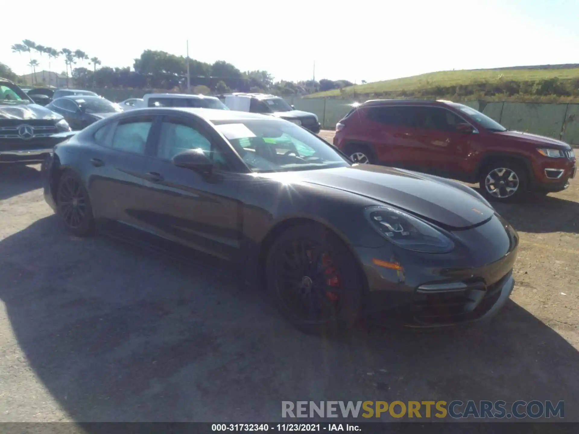 1 Photograph of a damaged car WP0AG2A72NL135011 PORSCHE PANAMERA 2022