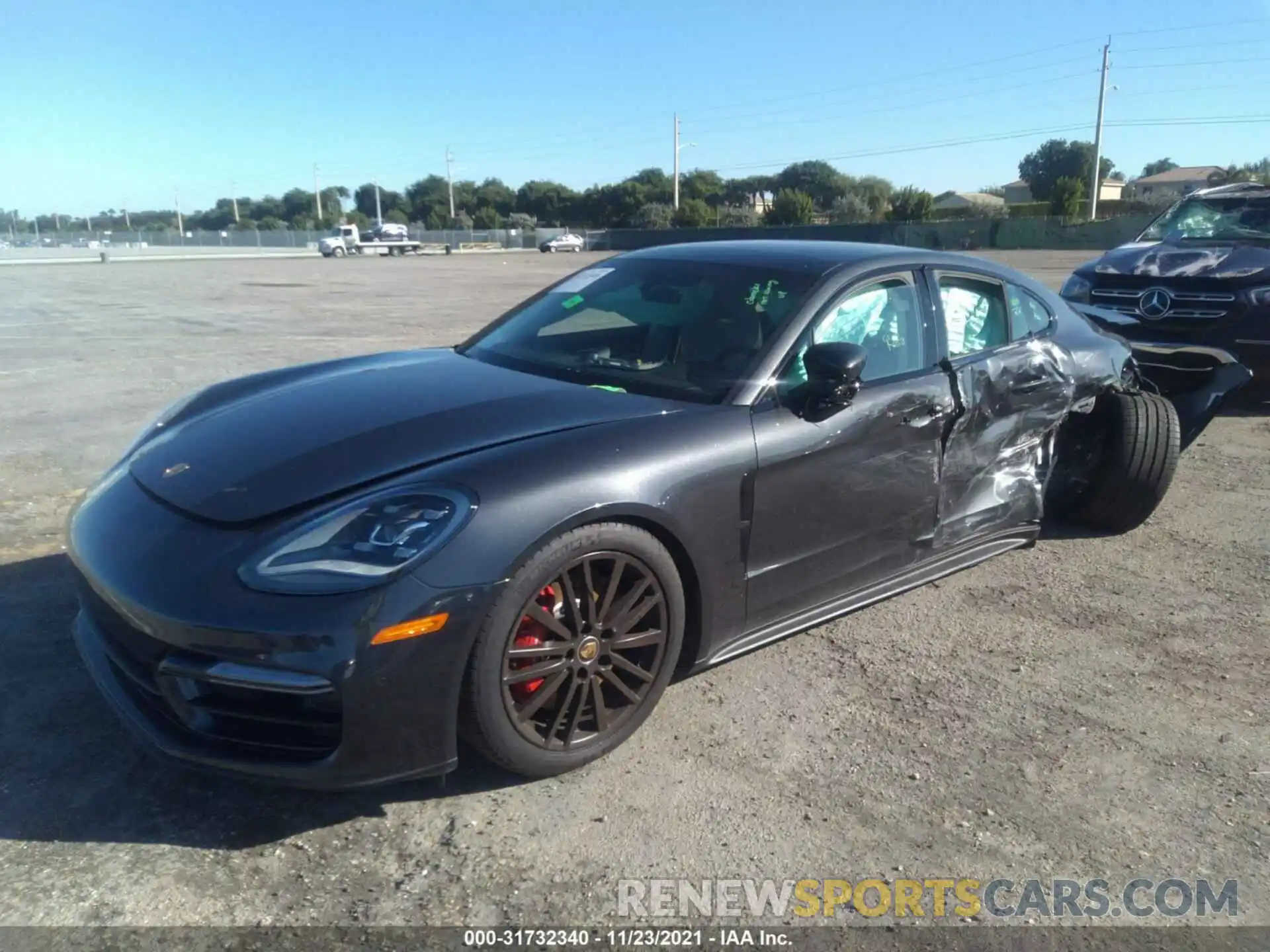 2 Photograph of a damaged car WP0AG2A72NL135011 PORSCHE PANAMERA 2022