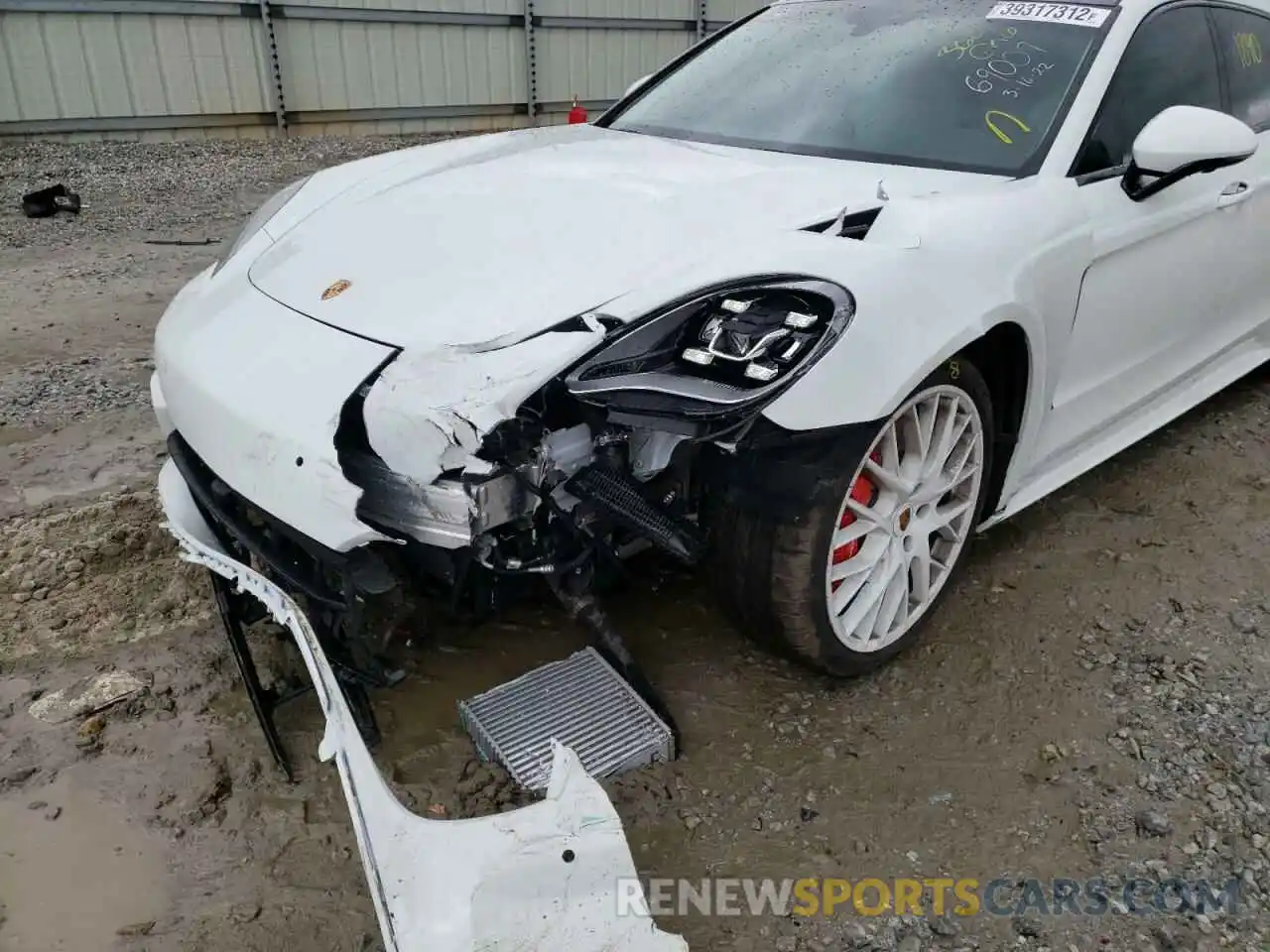 9 Photograph of a damaged car WP0CB2A7XNL169009 PORSCHE PANAMERA 2022