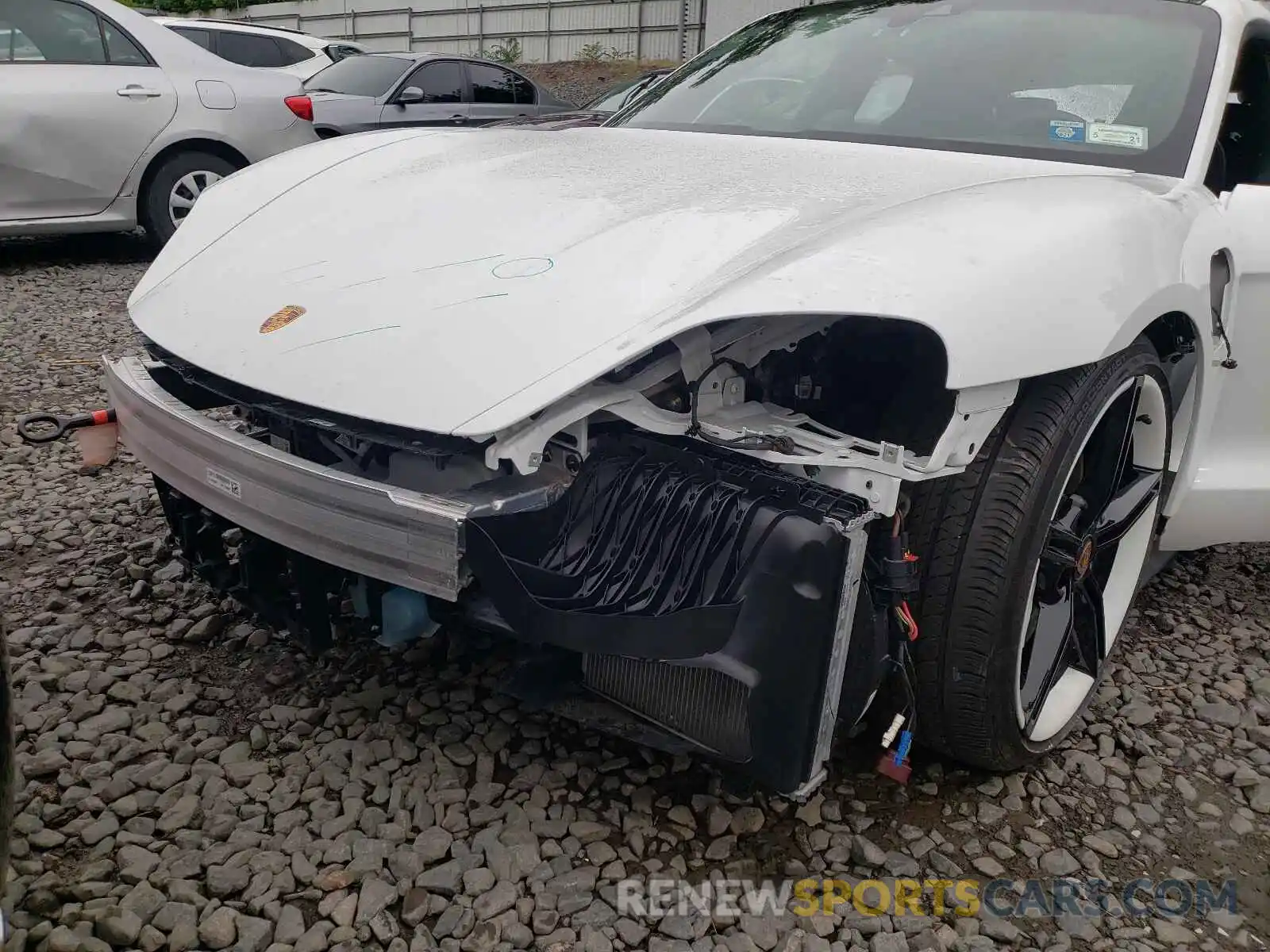 9 Photograph of a damaged car WP0AB2Y12LSA50434 PORSCHE TAYCAN 2020