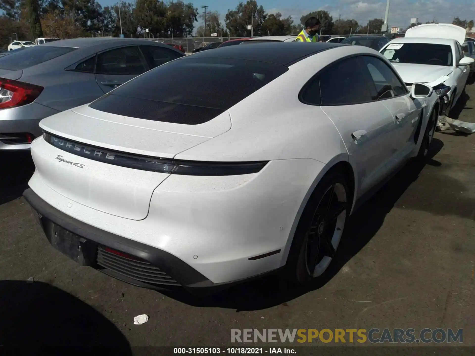 4 Photograph of a damaged car WP0AB2Y15LSA51979 PORSCHE TAYCAN 2020