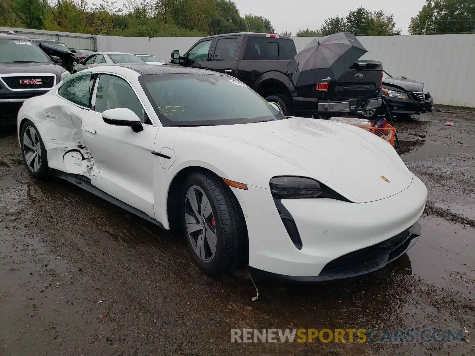 1 Photograph of a damaged car WP0AB2Y1XLSA51699 PORSCHE TAYCAN 2020