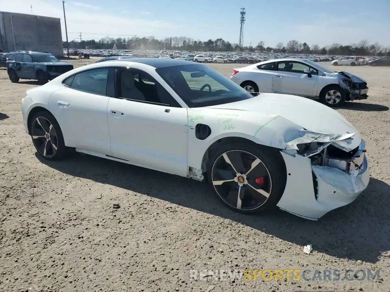 4 Photograph of a damaged car WP0AB2Y1XLSA53372 PORSCHE TAYCAN 2020