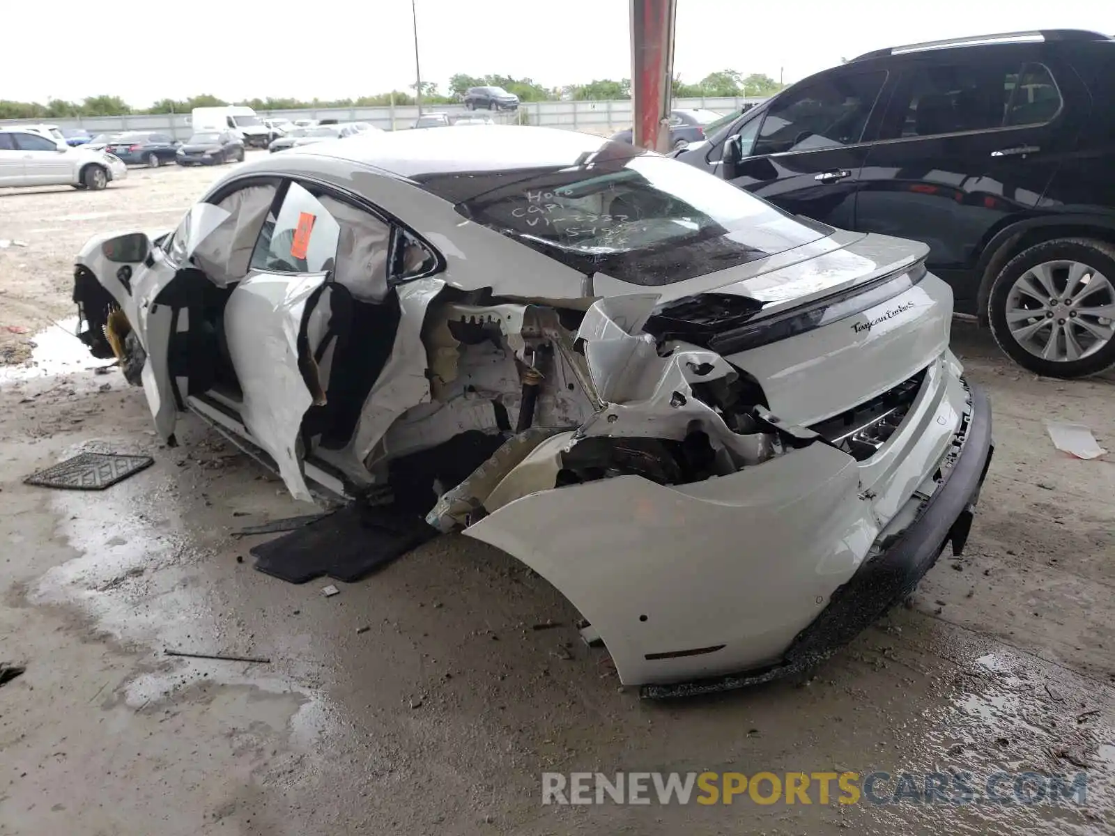 3 Photograph of a damaged car WP0AC2Y19LSA72332 PORSCHE TAYCAN 2020