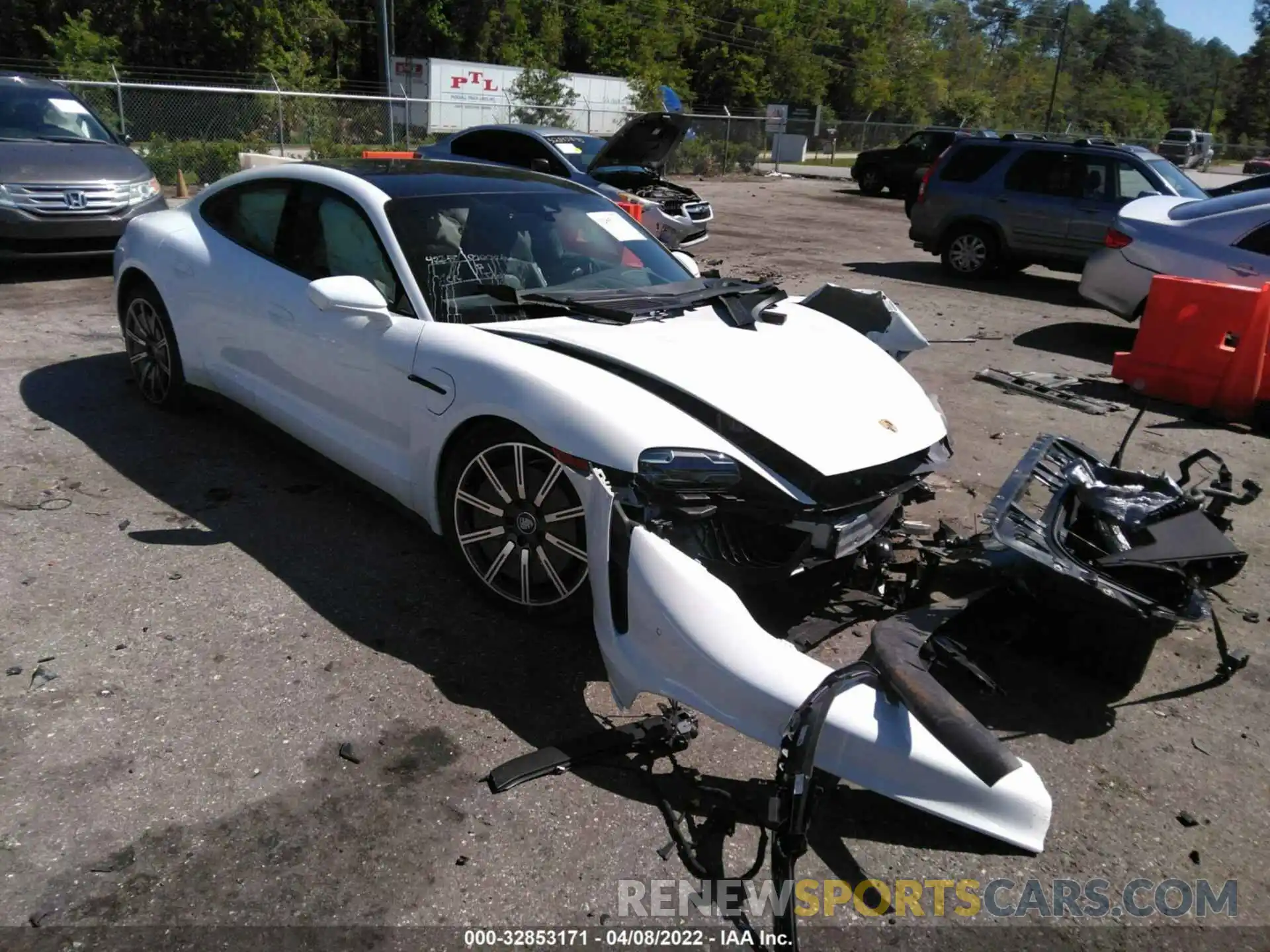 1 Photograph of a damaged car WP0AB2Y11MSA44240 PORSCHE TAYCAN 2021