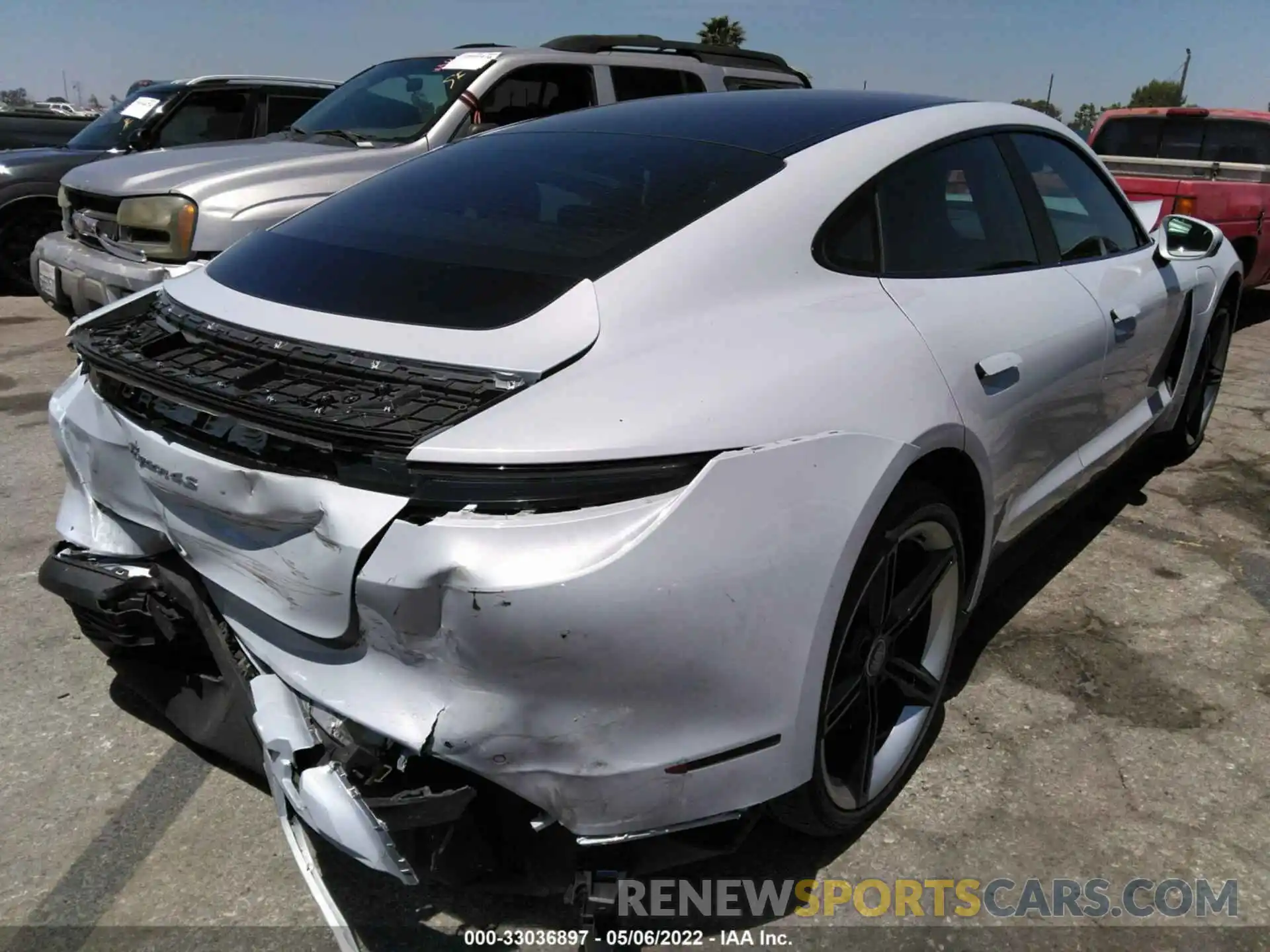 4 Photograph of a damaged car WP0AB2Y16MLA40047 PORSCHE TAYCAN 2021