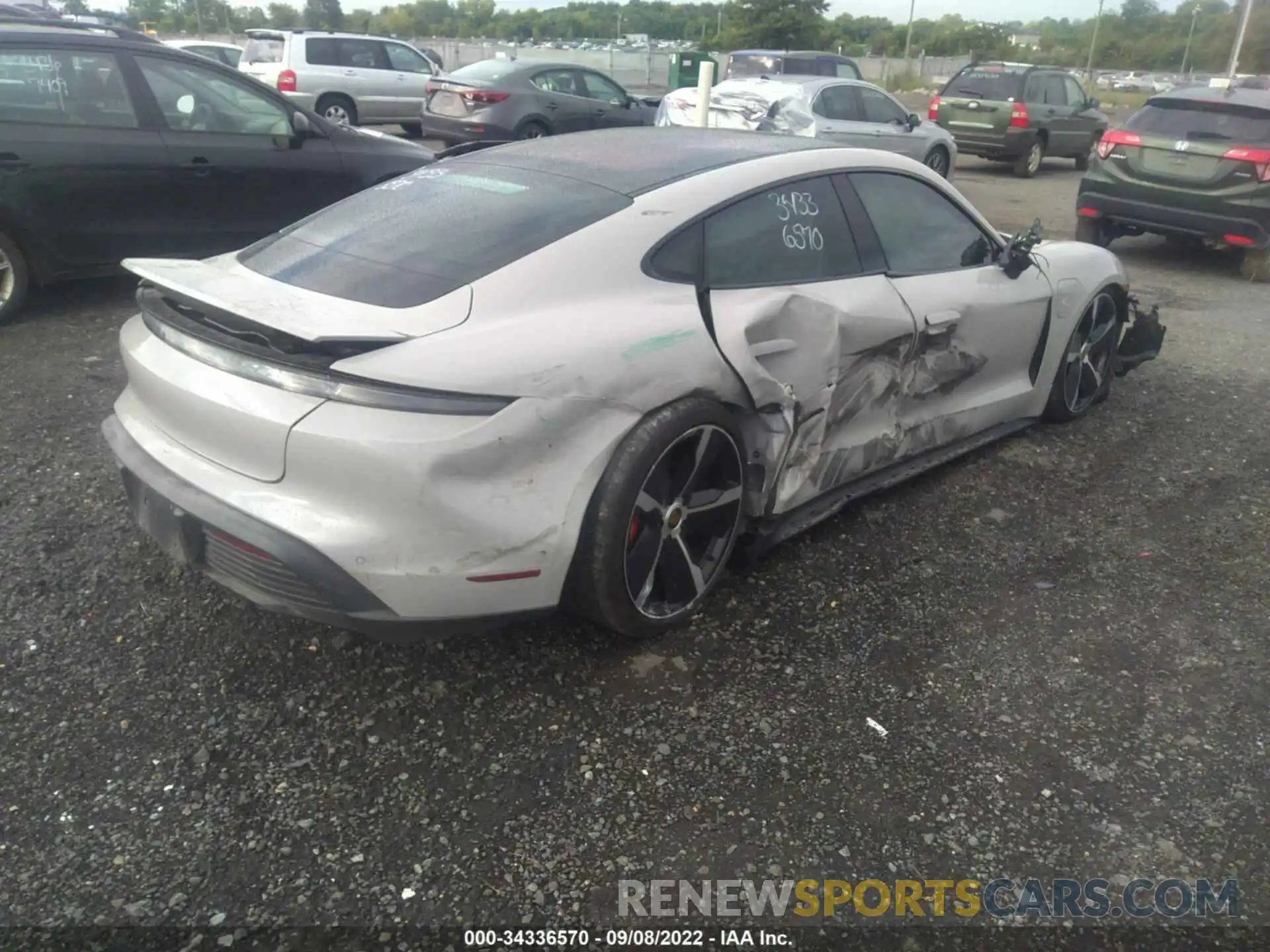 4 Photograph of a damaged car WP0AB2Y19MSA44969 PORSCHE TAYCAN 2021