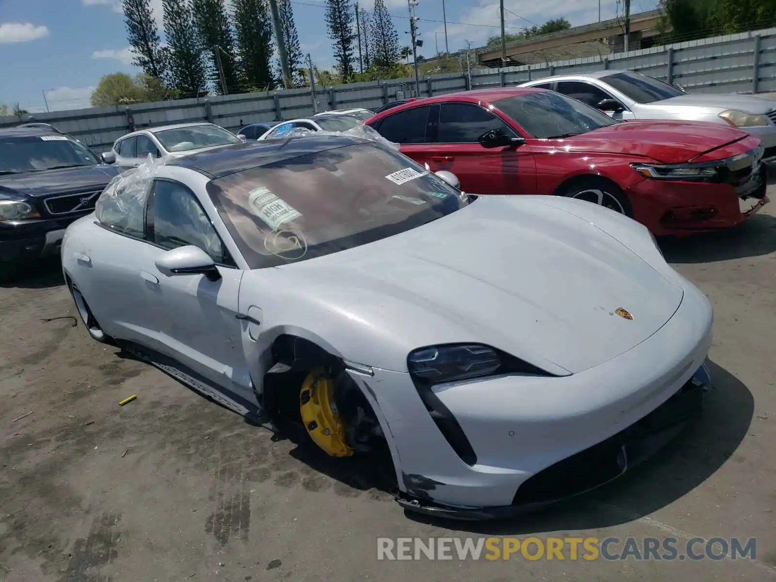 1 Photograph of a damaged car WP0AC2Y16MSA62505 PORSCHE TAYCAN 2021