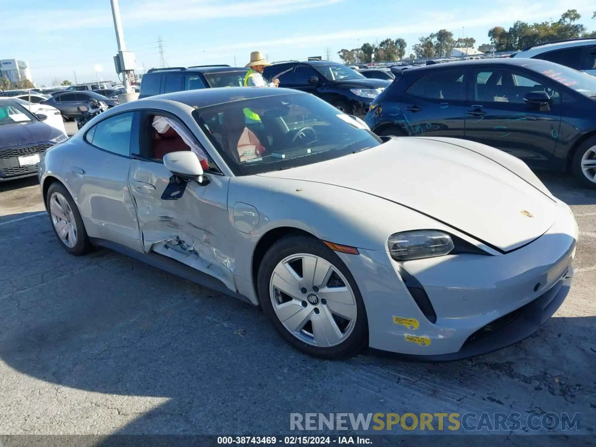 1 Photograph of a damaged car WP0AA2Y11NSA15907 PORSCHE TAYCAN 2022