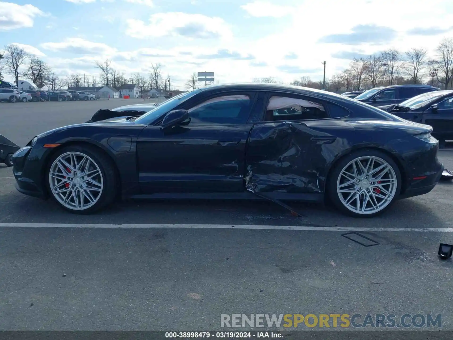 14 Photograph of a damaged car WP0AB2Y11PSA35803 PORSCHE TAYCAN 2023