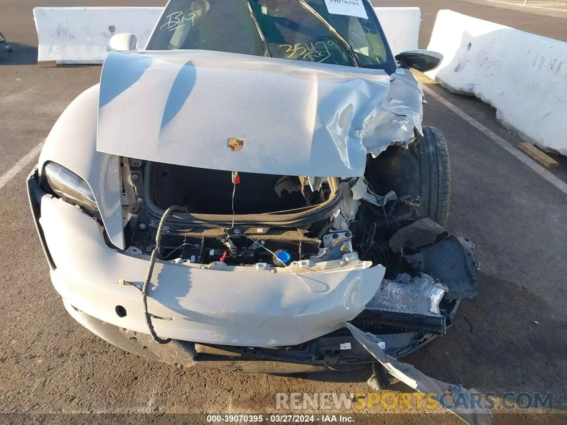 6 Photograph of a damaged car WP0AB2Y1XPSA36285 PORSCHE TAYCAN 2023