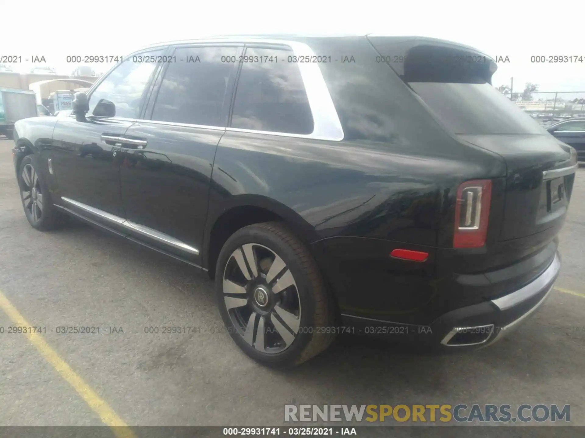 3 Photograph of a damaged car SLA689X50KU114236 ROLLS-ROYCE CULLINAN 2019