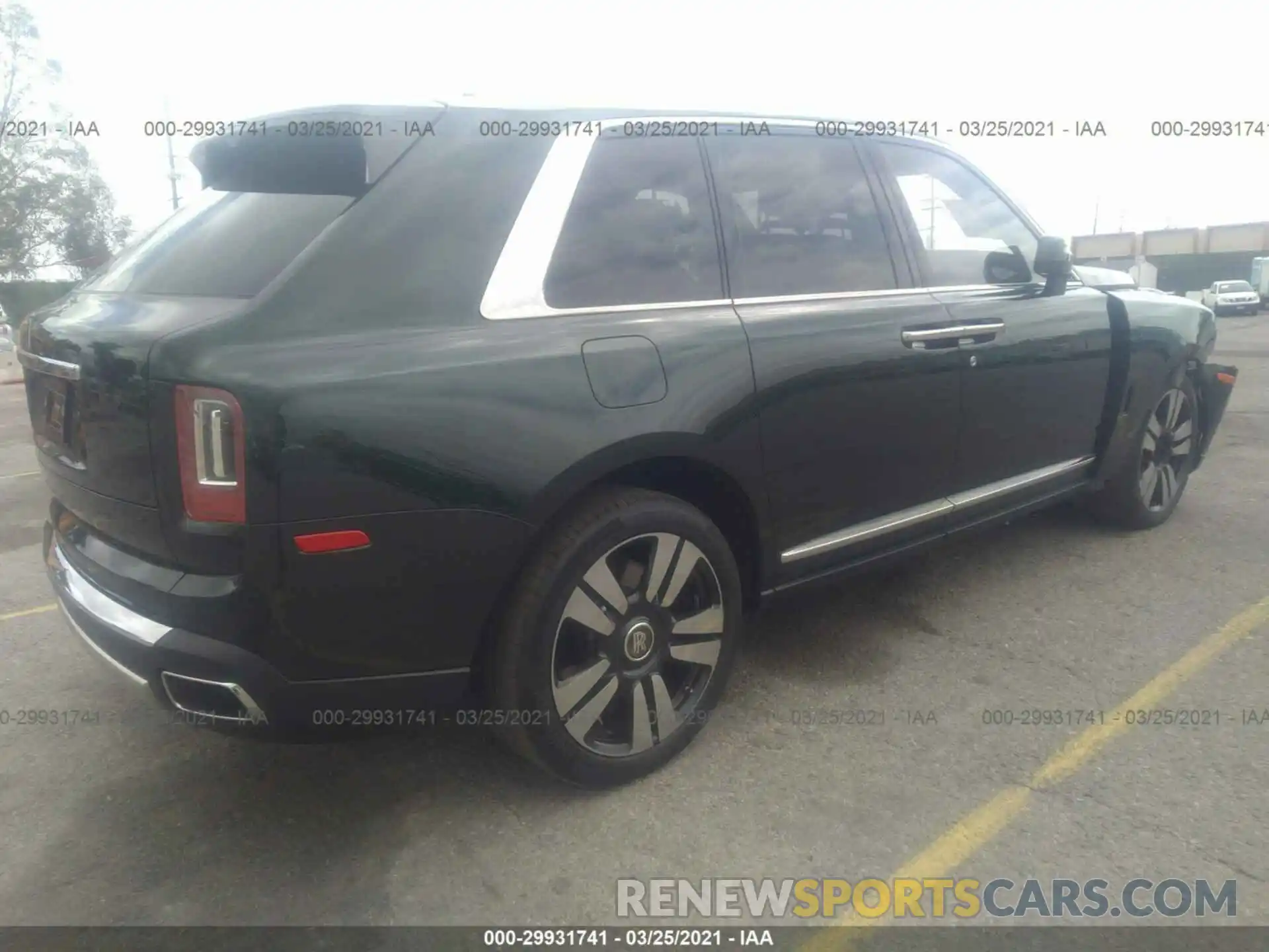 4 Photograph of a damaged car SLA689X50KU114236 ROLLS-ROYCE CULLINAN 2019