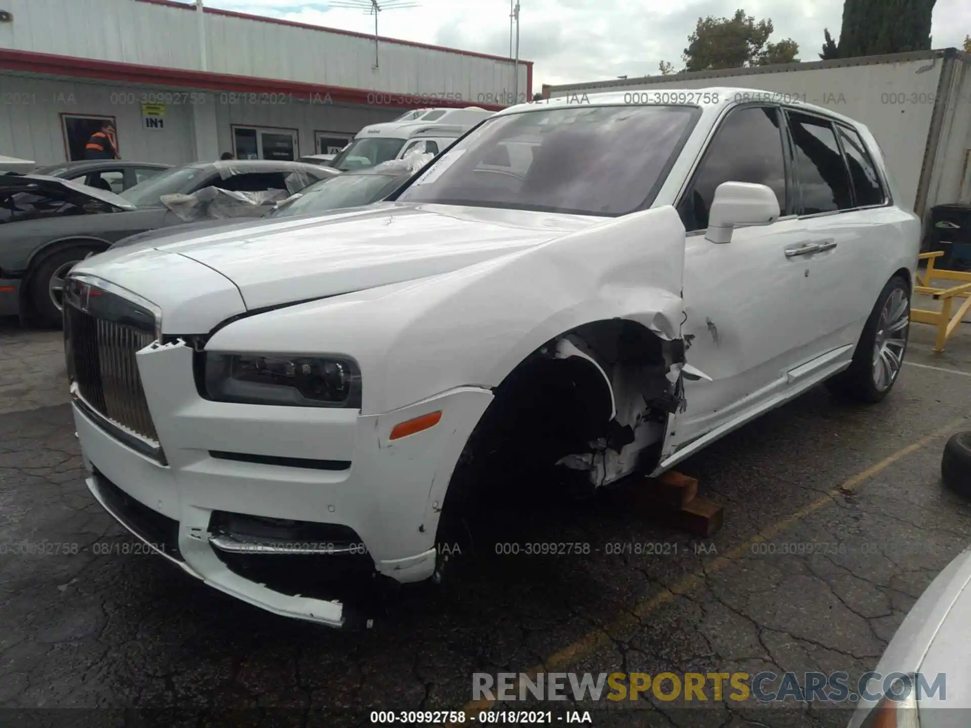 2 Photograph of a damaged car SLATV4C02MU204564 ROLLS-ROYCE CULLINAN 2021