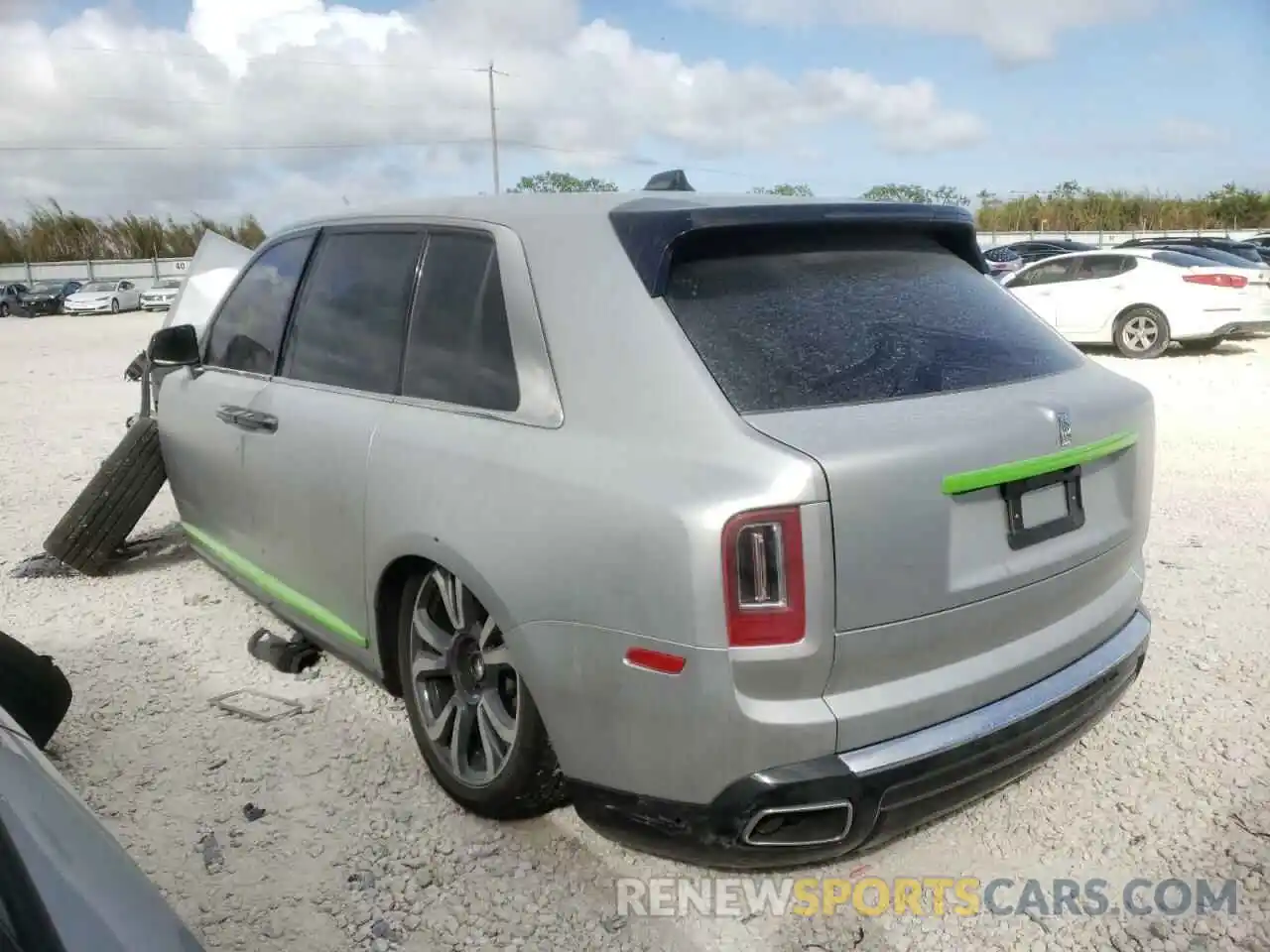 3 Photograph of a damaged car SLATV4C06MU206317 ROLLS-ROYCE CULLINAN 2021