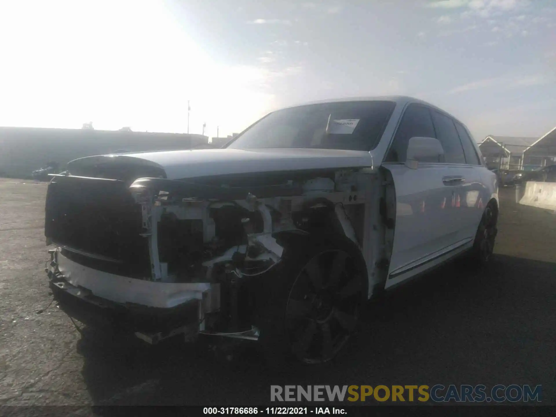 2 Photograph of a damaged car SLATV4C07MU208352 ROLLS-ROYCE CULLINAN 2021