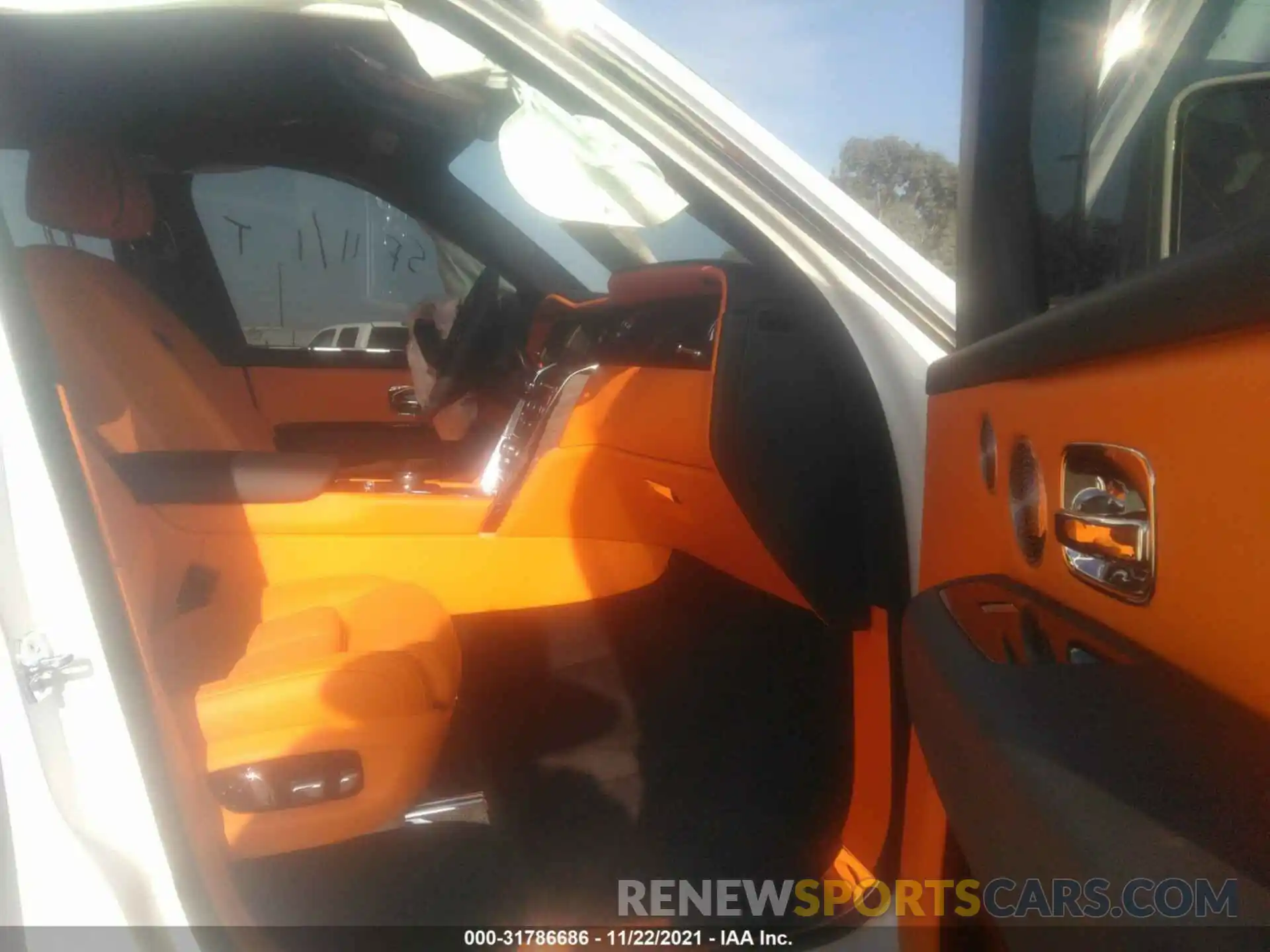 5 Photograph of a damaged car SLATV4C07MU208352 ROLLS-ROYCE CULLINAN 2021