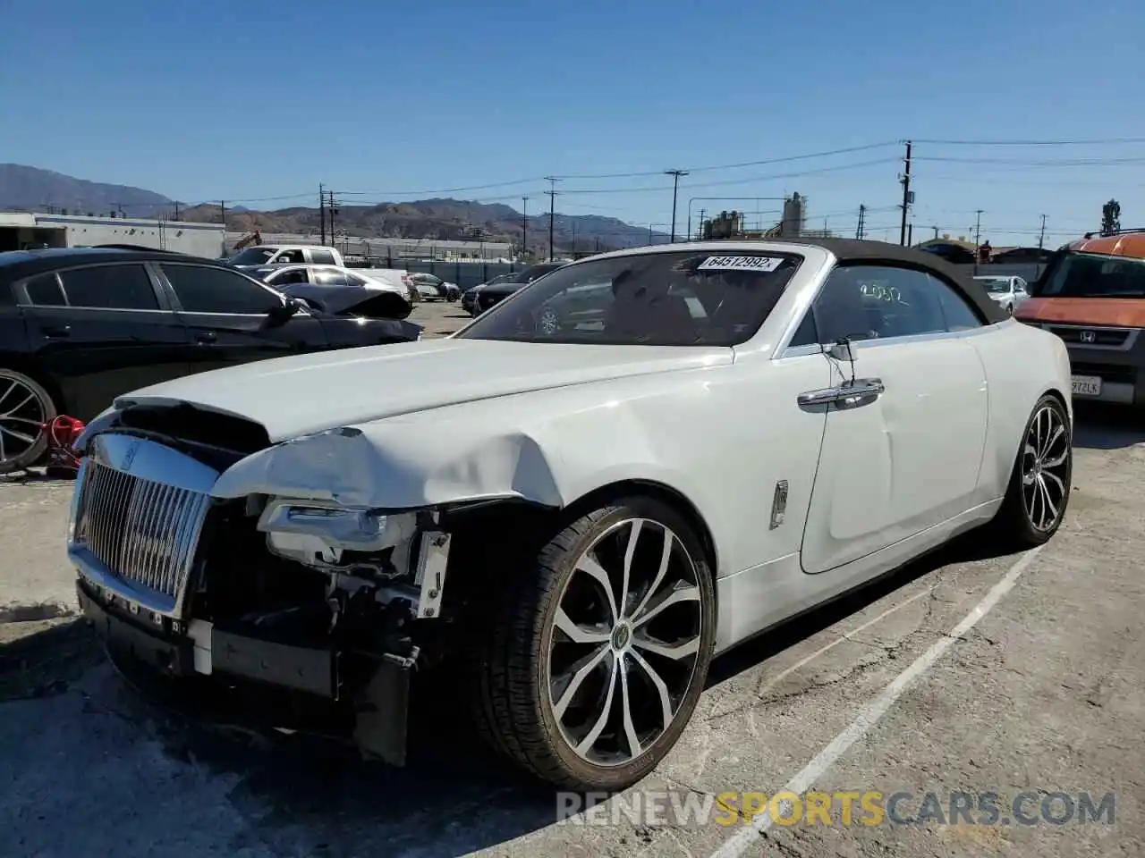 2 Photograph of a damaged car SCA666D58KU115868 ROLLS-ROYCE DAWN 2019