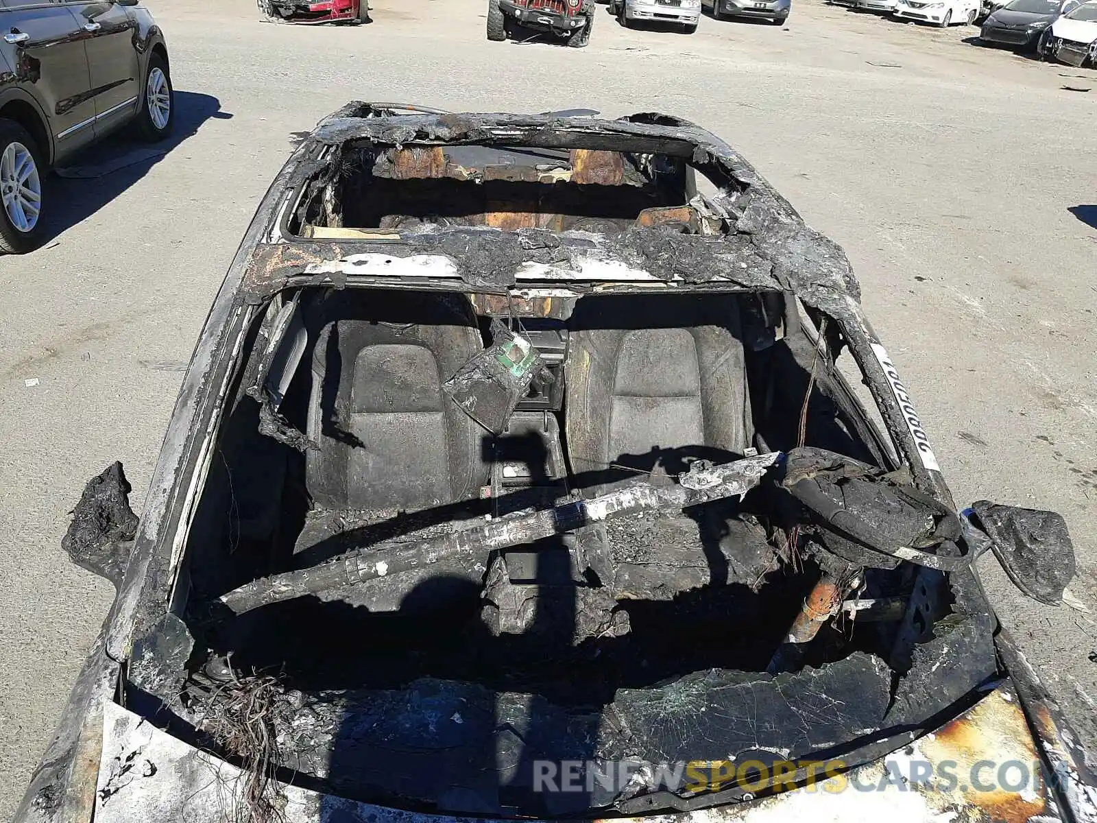 10 Photograph of a damaged car 1YJ3E1EAXKF299913 TESLA MODEL 3 2019