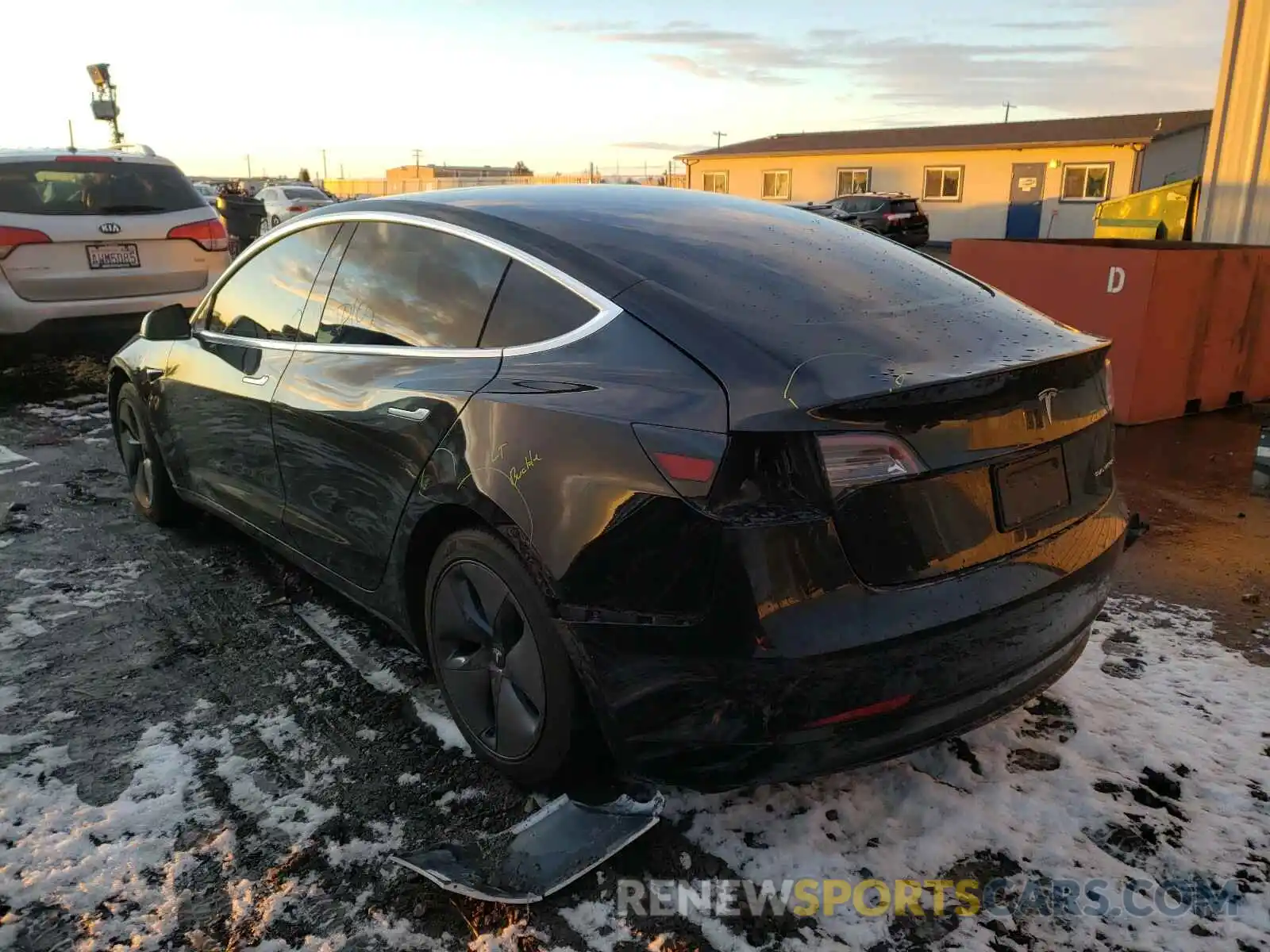 3 Photograph of a damaged car 5YJ3E13B9KF385240 TESLA MODEL 3 2019