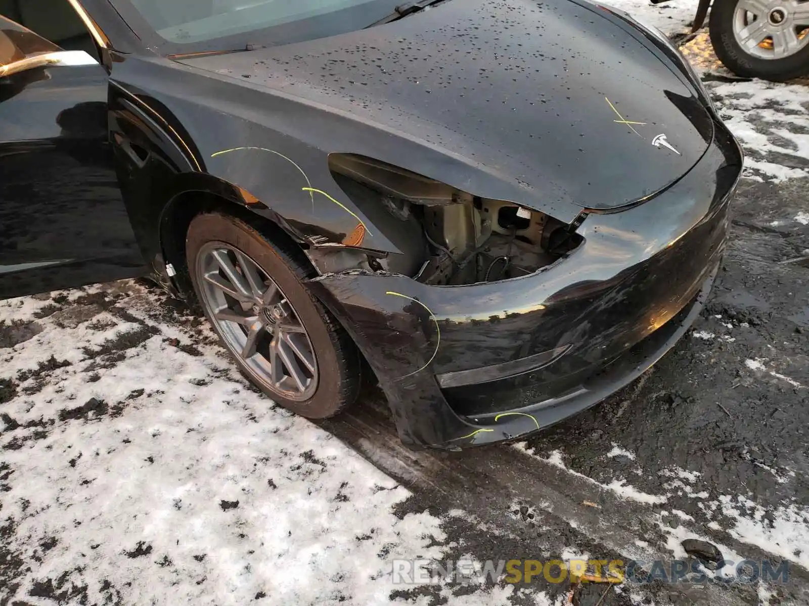 9 Photograph of a damaged car 5YJ3E13B9KF385240 TESLA MODEL 3 2019