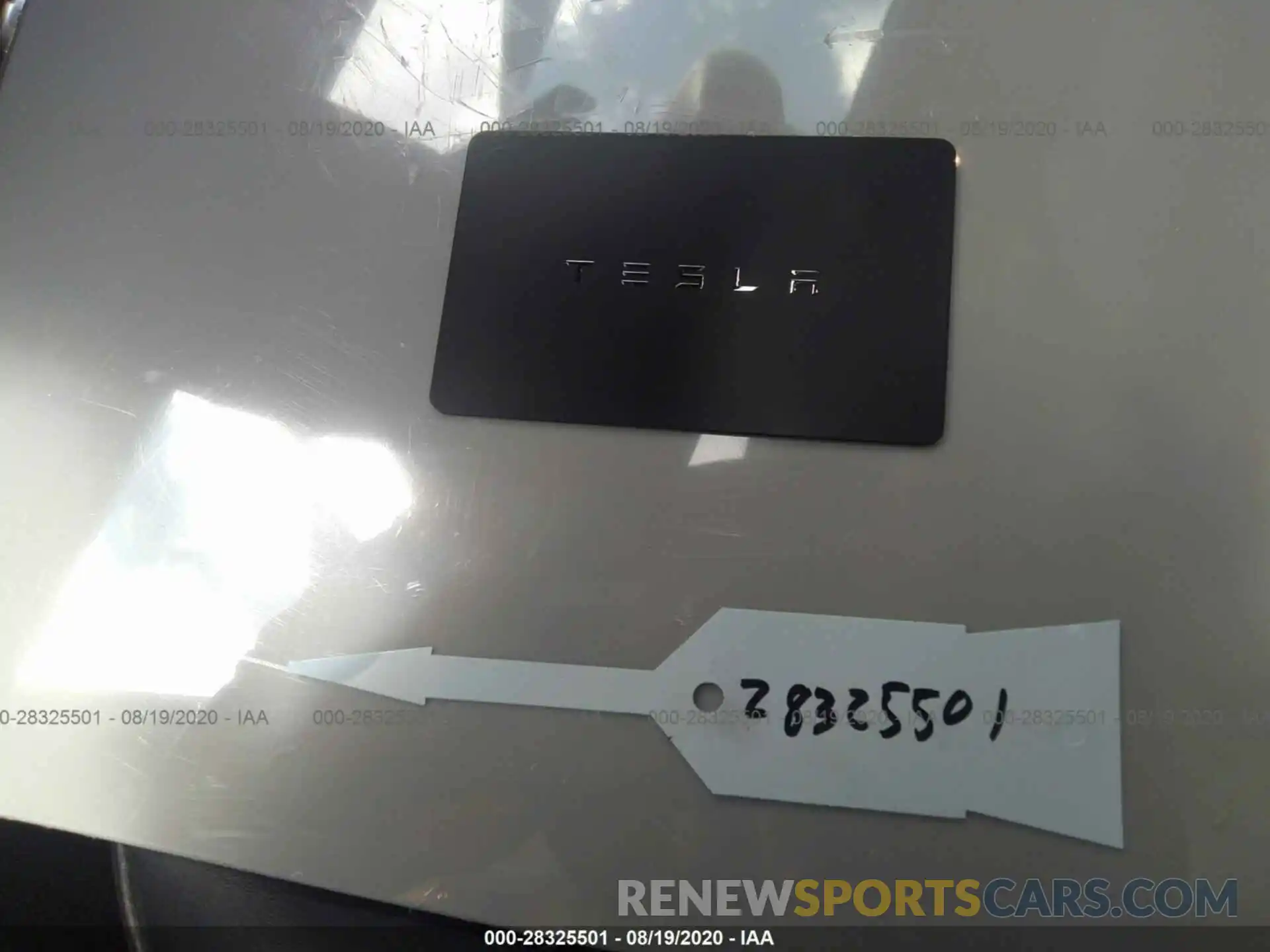 11 Photograph of a damaged car 5YJ3E1EA0KF198749 TESLA MODEL 3 2019