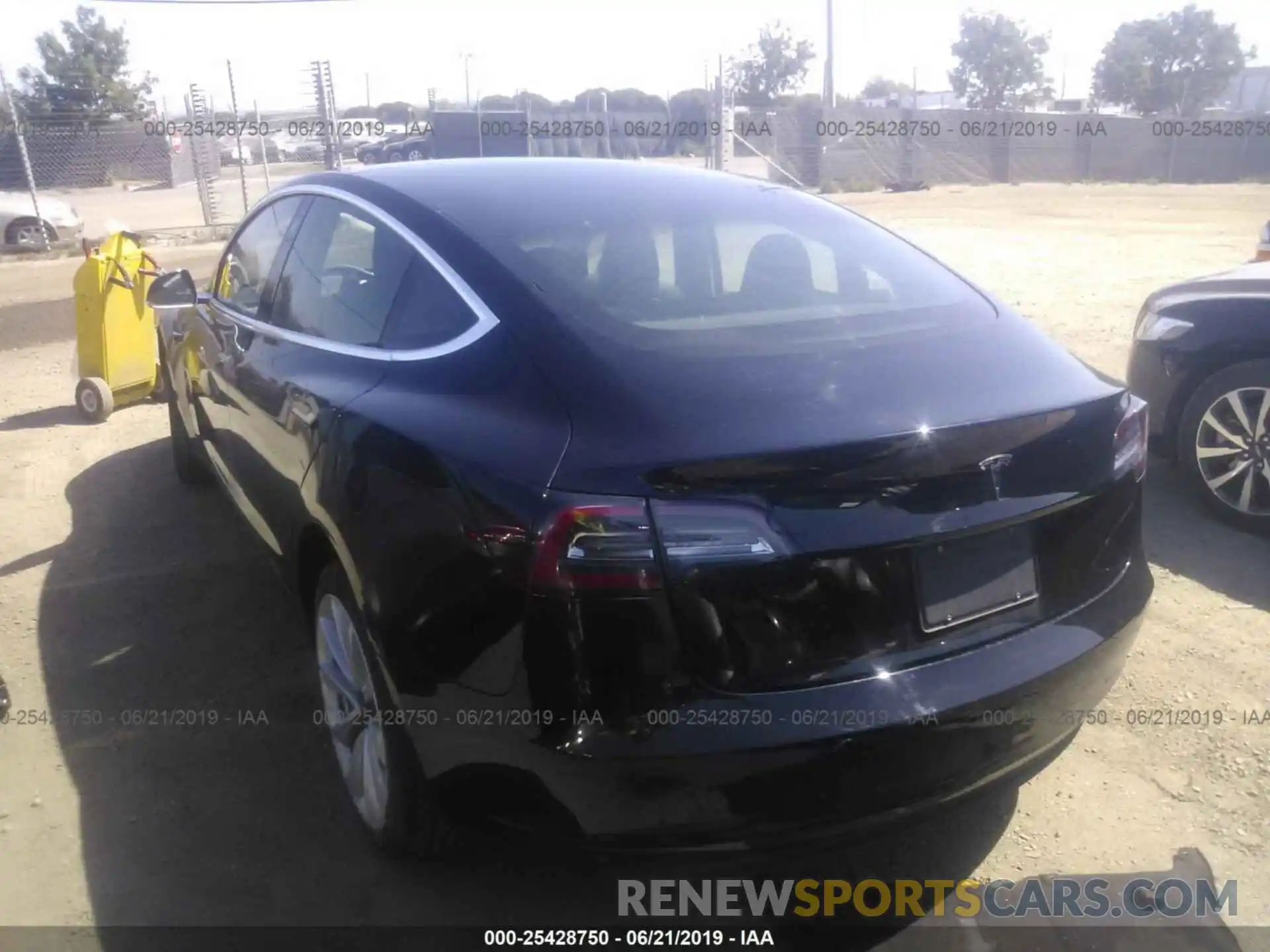 3 Photograph of a damaged car 5YJ3E1EA0KF300485 TESLA MODEL 3 2019