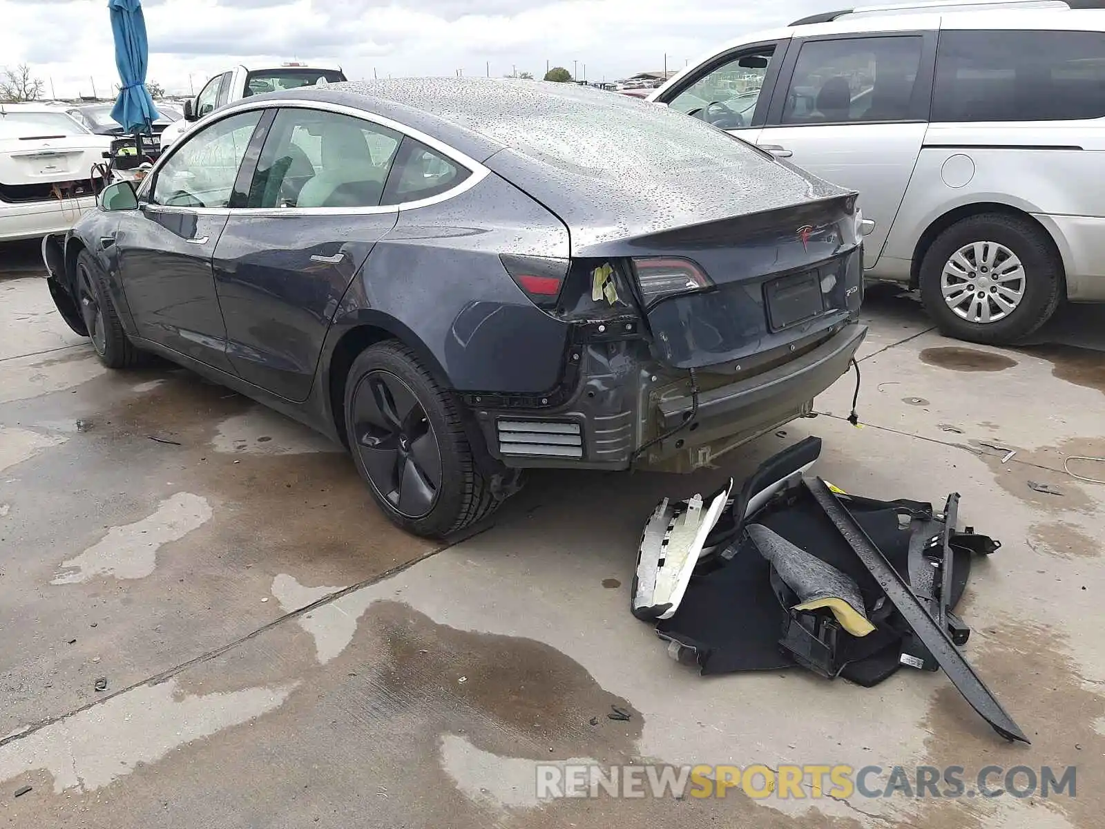 3 Фотография поврежденного автомобиля 5YJ3E1EA0KF301782 TESLA MODEL 3 2019