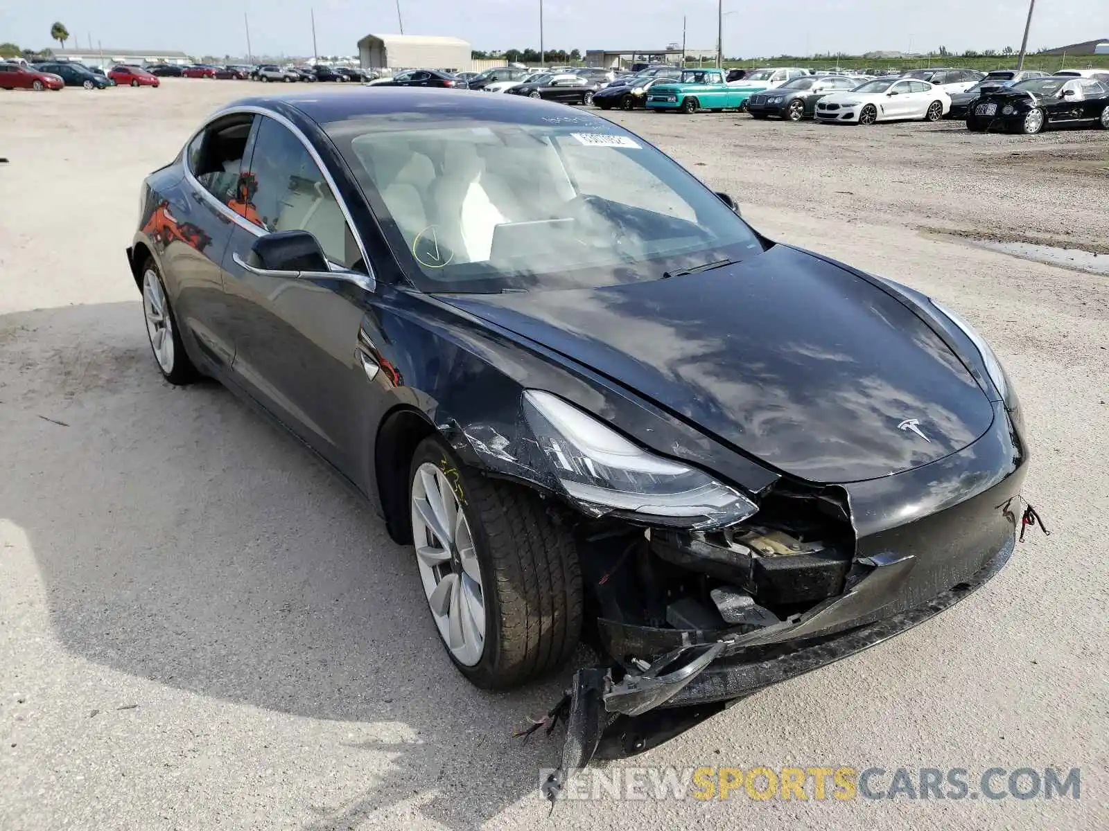 1 Photograph of a damaged car 5YJ3E1EA0KF302267 TESLA MODEL 3 2019