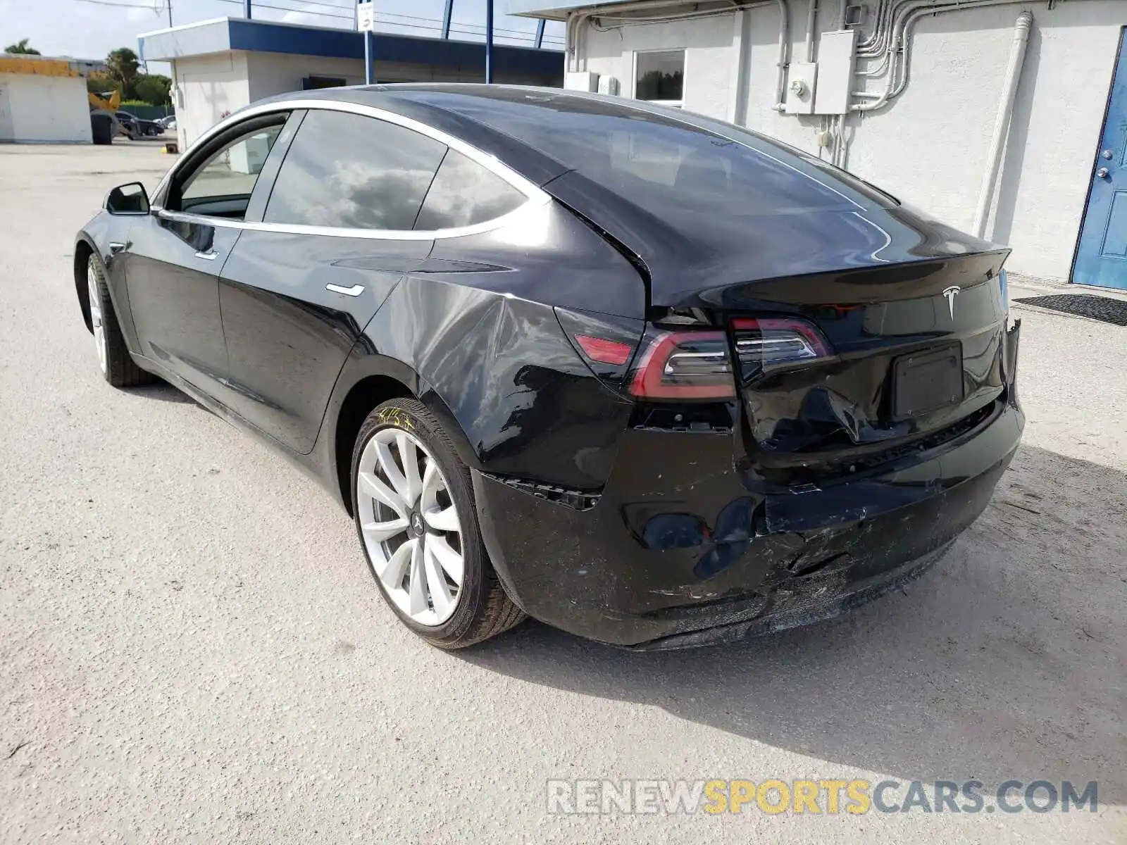 3 Photograph of a damaged car 5YJ3E1EA0KF302267 TESLA MODEL 3 2019