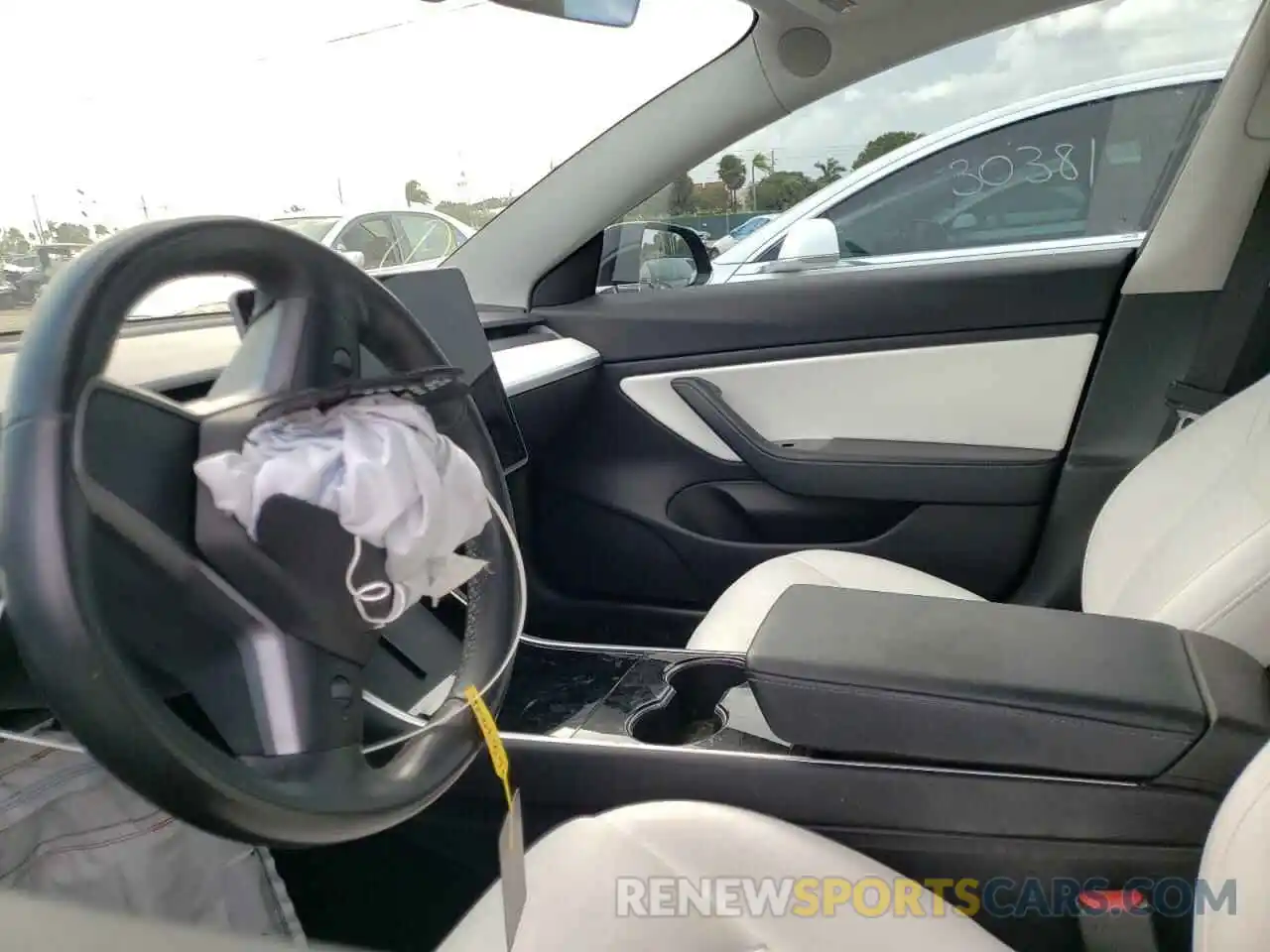 5 Photograph of a damaged car 5YJ3E1EA0KF302267 TESLA MODEL 3 2019