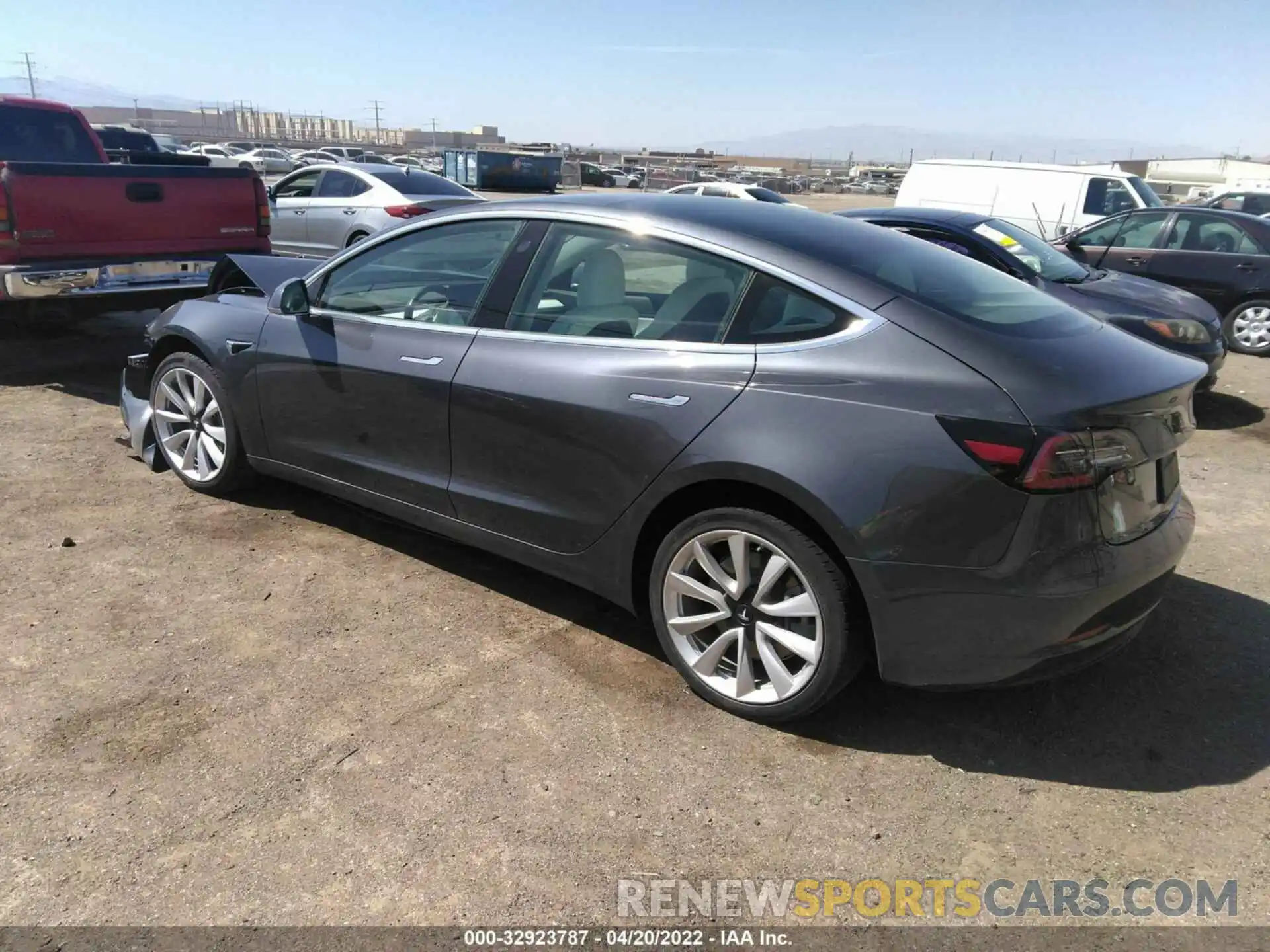 3 Photograph of a damaged car 5YJ3E1EA0KF302592 TESLA MODEL 3 2019